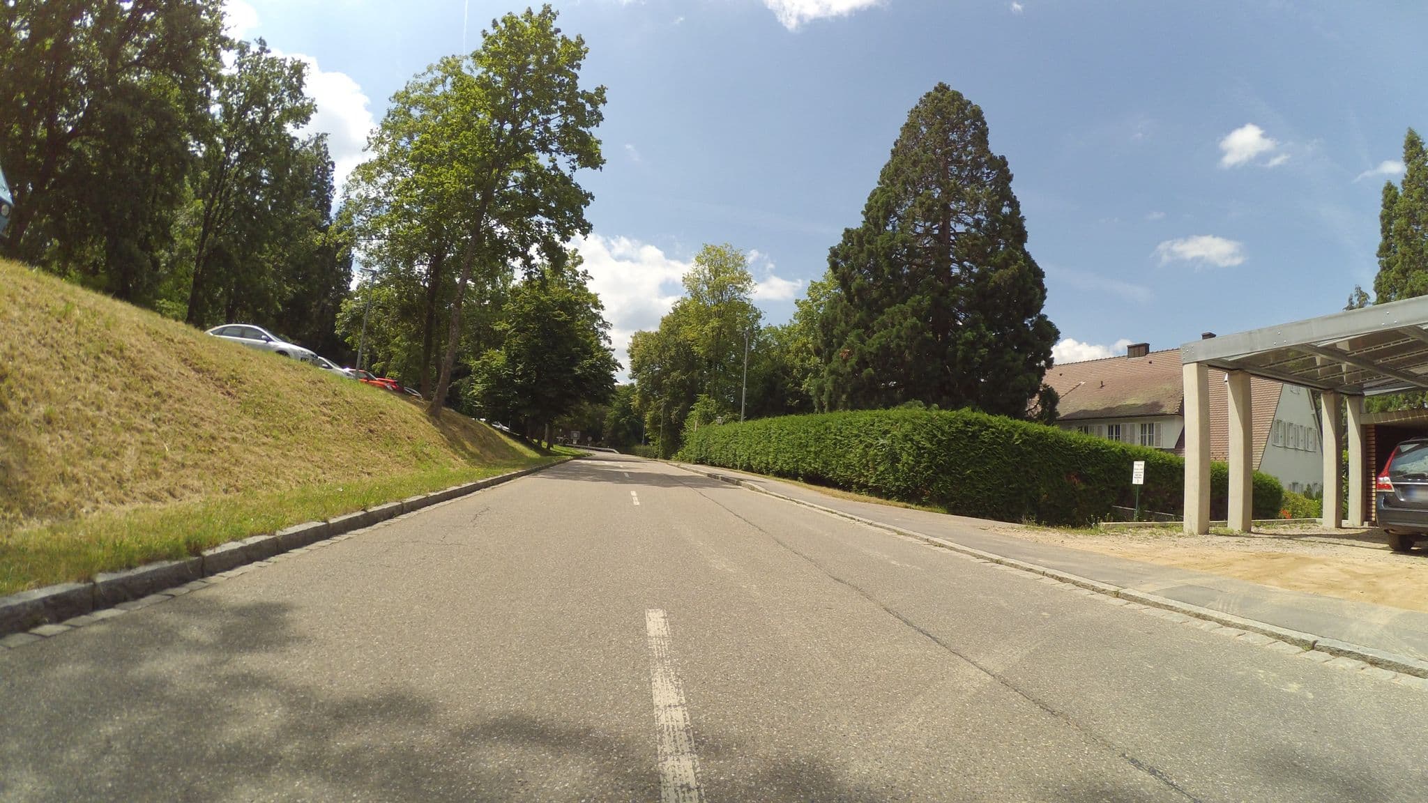 Street view near Wohnmobilstellplatz Parkplatz Süd Badenweiler, Badenweiler — © gpsmapper (CC BY-SA · Mapillary)