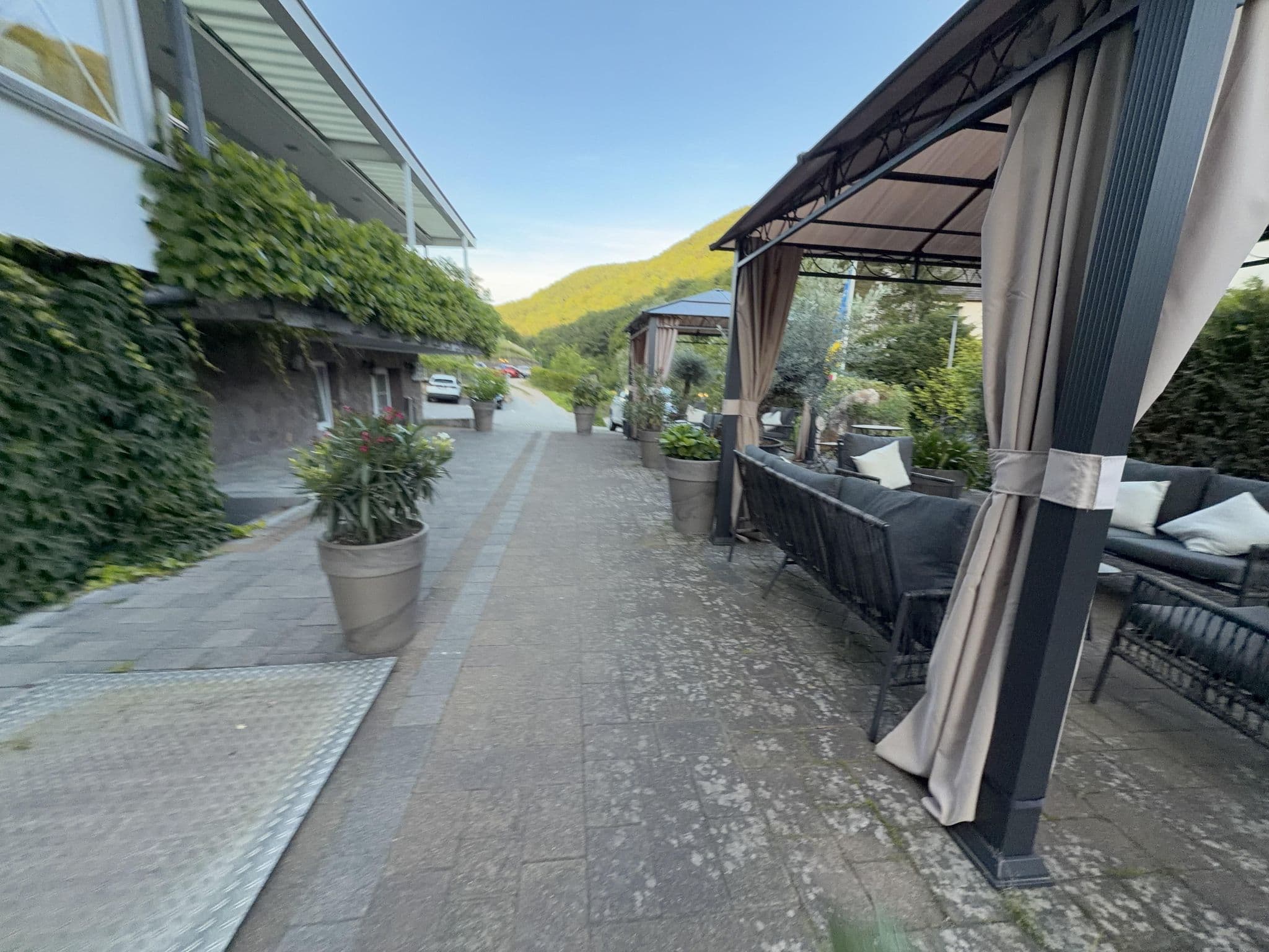 Street view near Weinberg-Schlösschen, Bacharach — © multimaze (CC BY-SA · Mapillary)