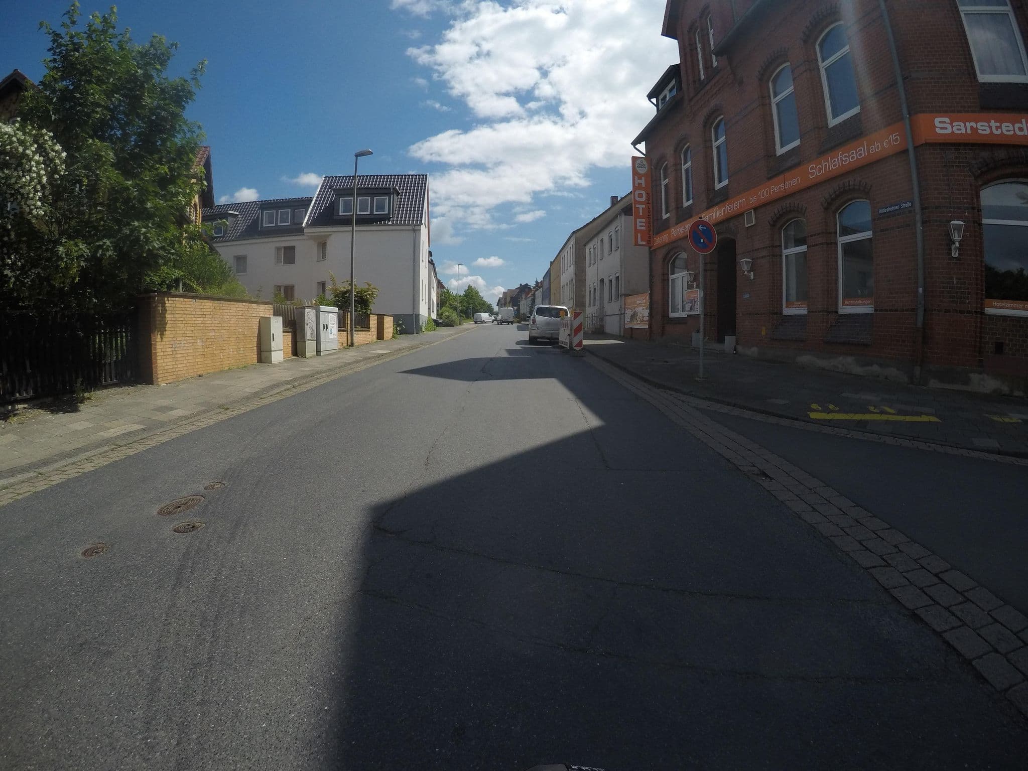 Street view near Aparthotel Sarstedter Hof, Sarstedt — © mfa (CC BY-SA · Mapillary)