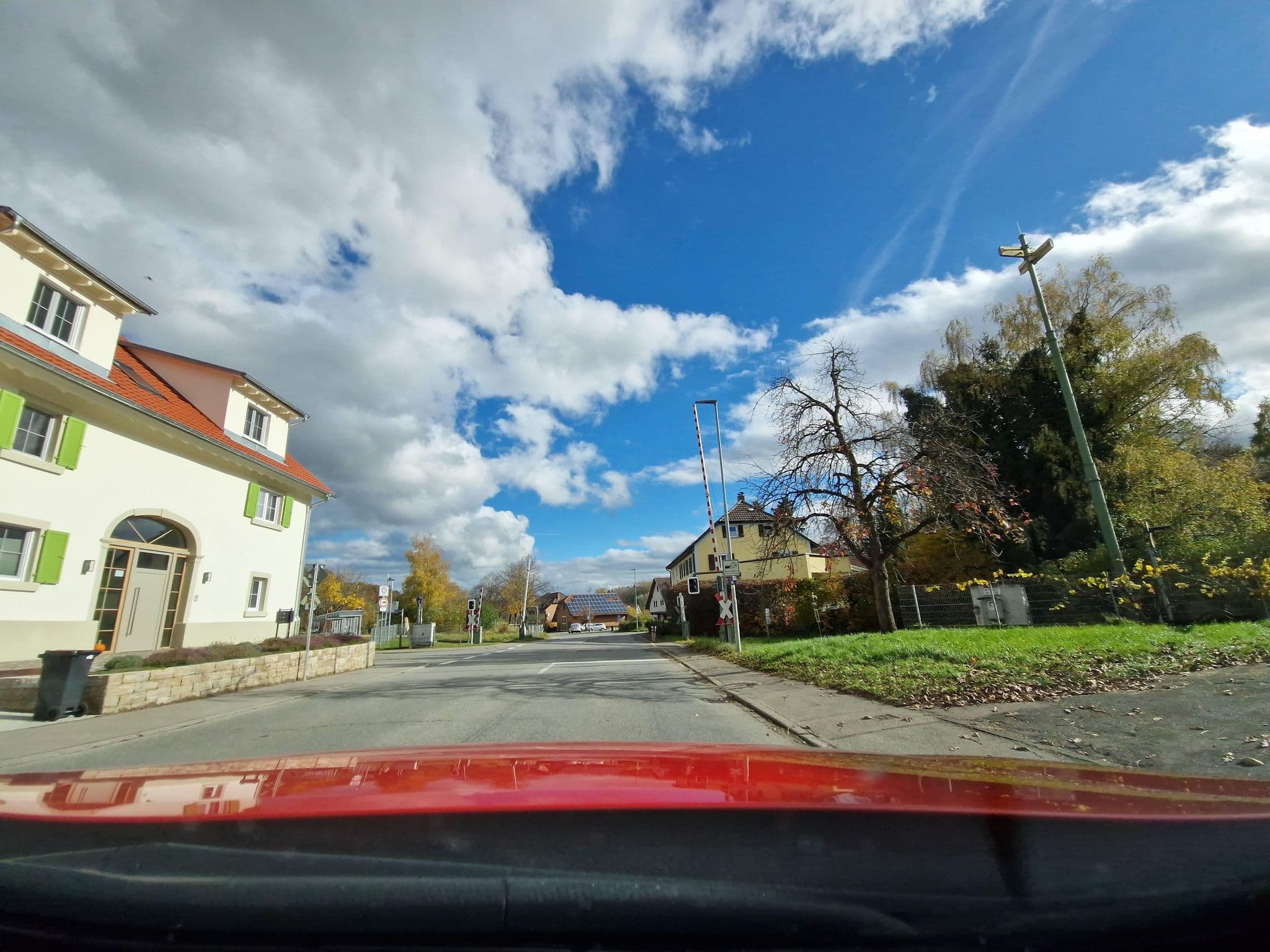 Street view near Landgasthof Ritter, Orsingen-Nenzingen — © mcliquid (CC BY-SA · Mapillary)