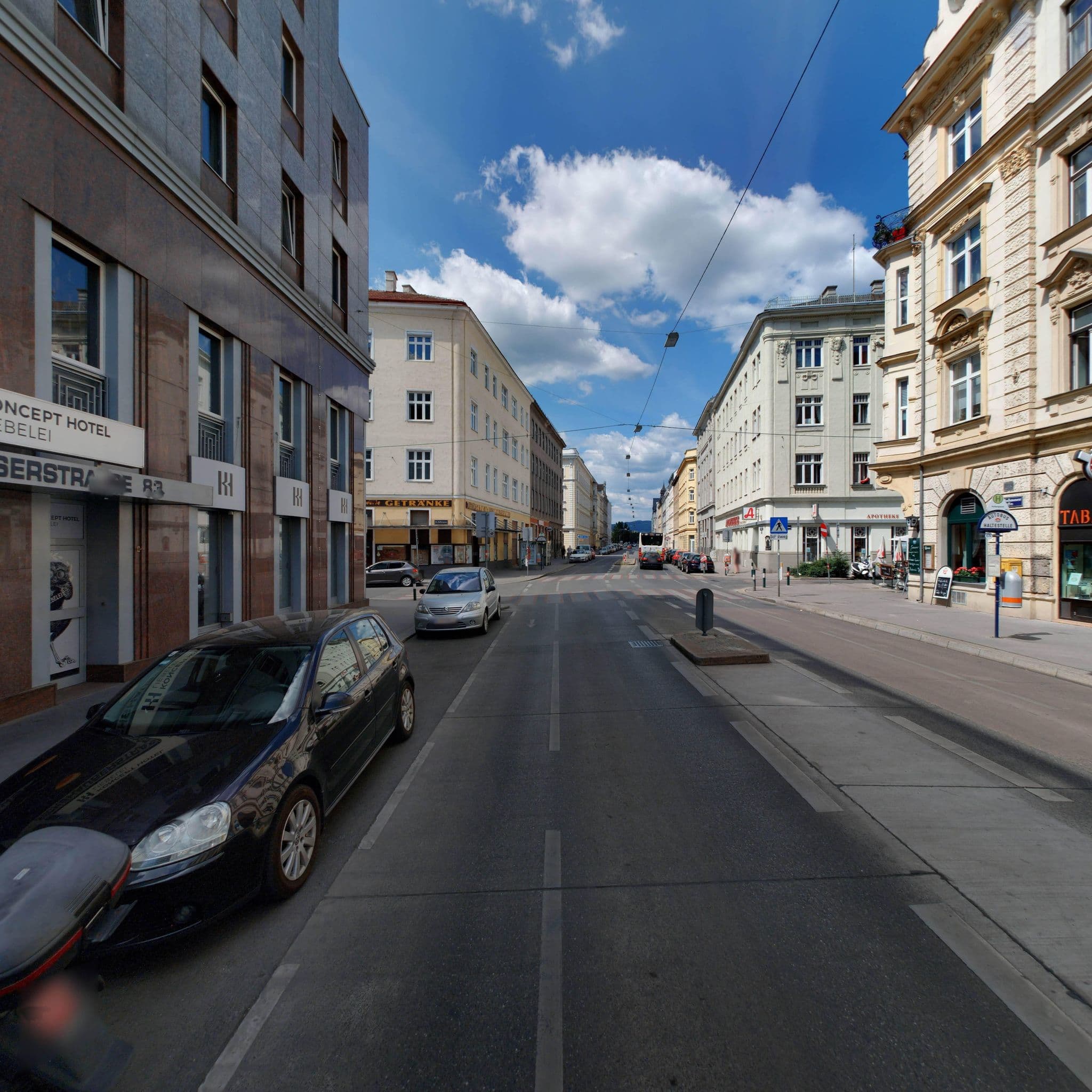 Street view near Vienna Urban Resort Hotel, Fünfhaus — © eliasgander (CC BY-SA · Mapillary)