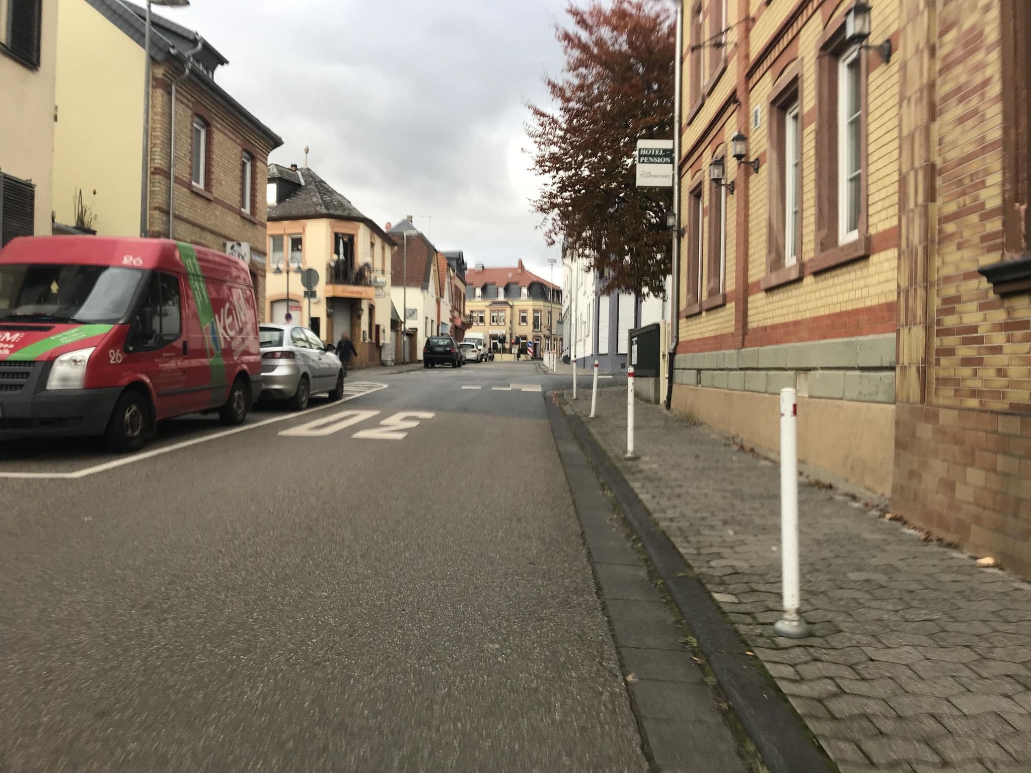 Street view near bs apartments Mainz, Gonsenheim — © miguel_andrade (CC BY-SA · Mapillary)