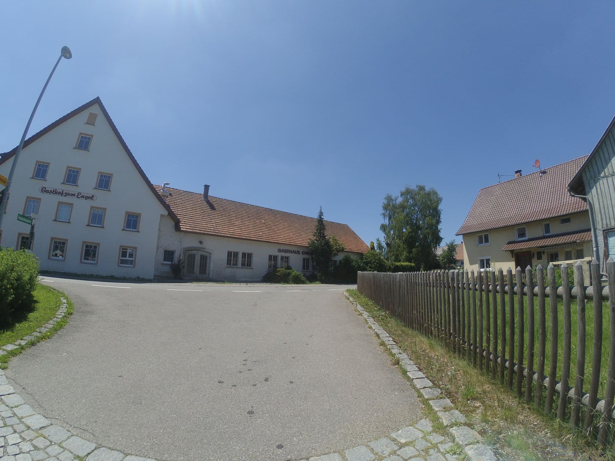 Street view near Gasthof Engel, Bad Wurzach — © ray66 (CC BY-SA · Mapillary)