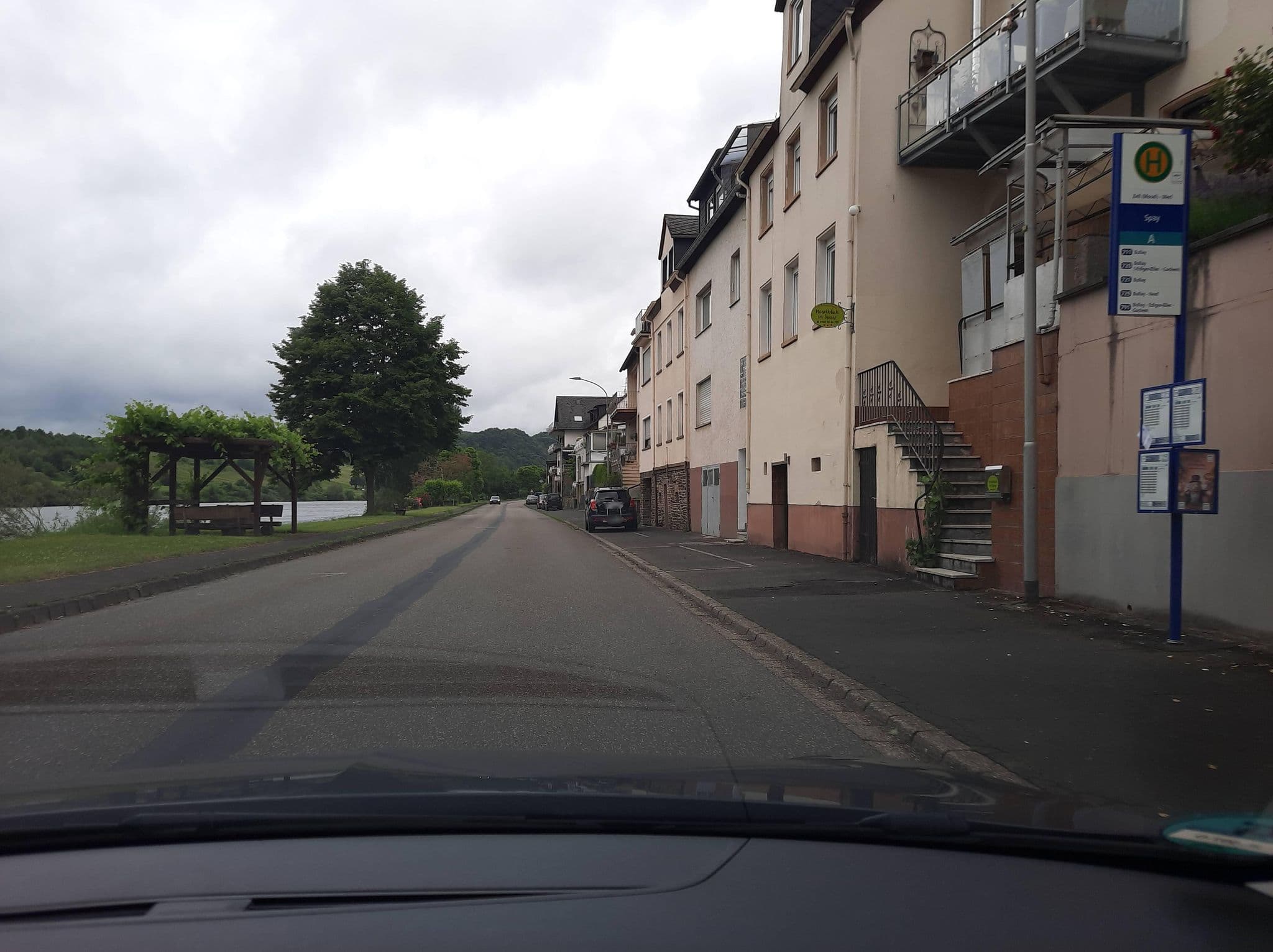 Street view near Das Wohlgemuth Heim, Bullay — © Lowiekse (CC BY-SA · Mapillary)