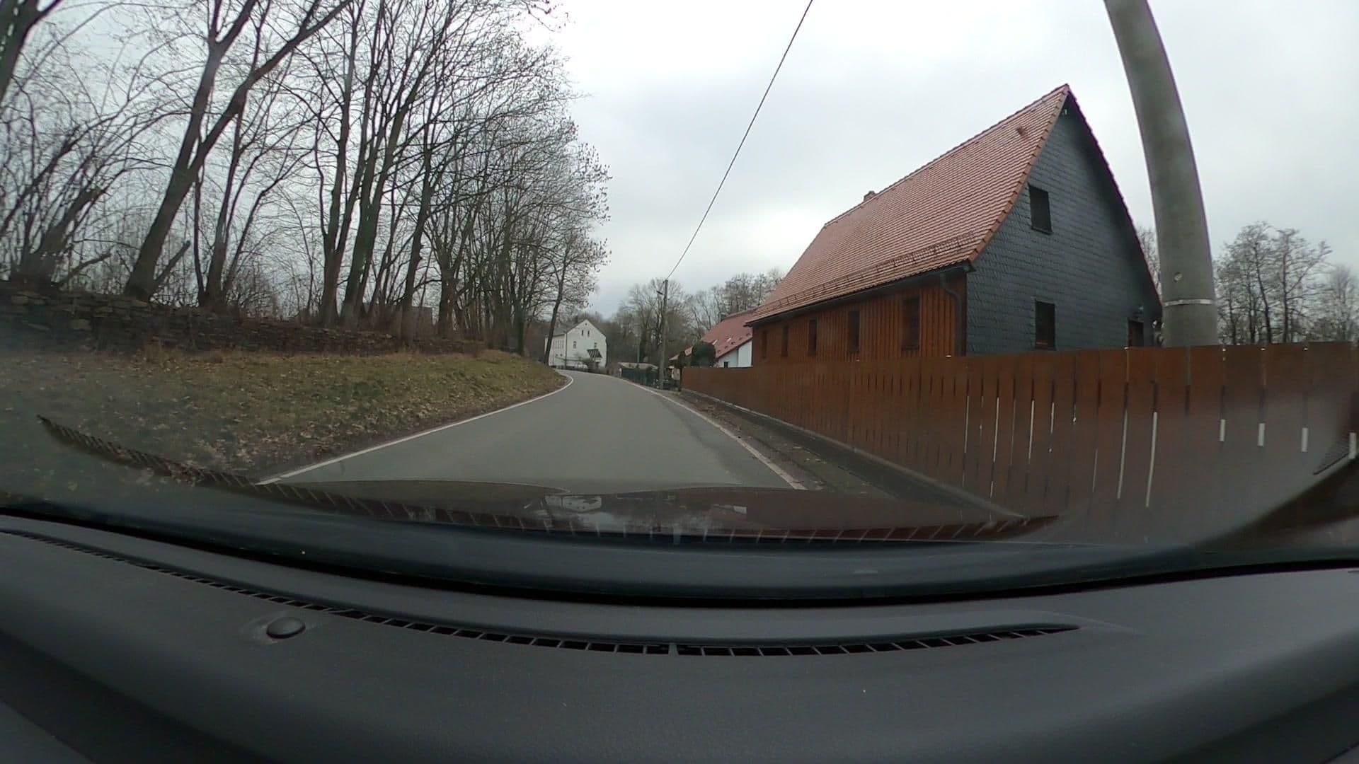 Street view near Ferienwohnung Wolf, Oberschöna — © LuisaFMBE (CC BY-SA · Mapillary)