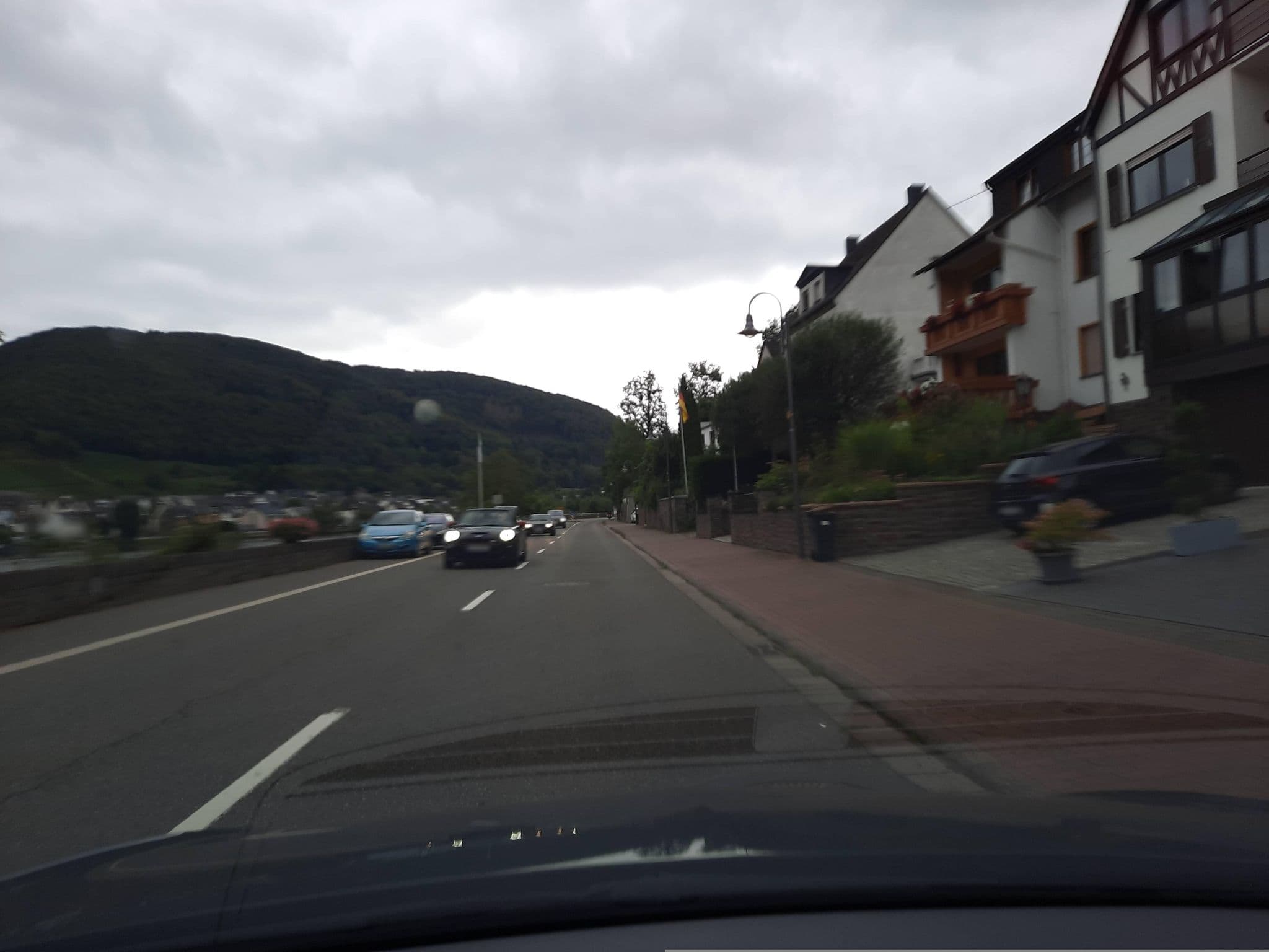 Street view near Gästehaus Burgberg, Oberfell — © Lowiekse (CC BY-SA · Mapillary)