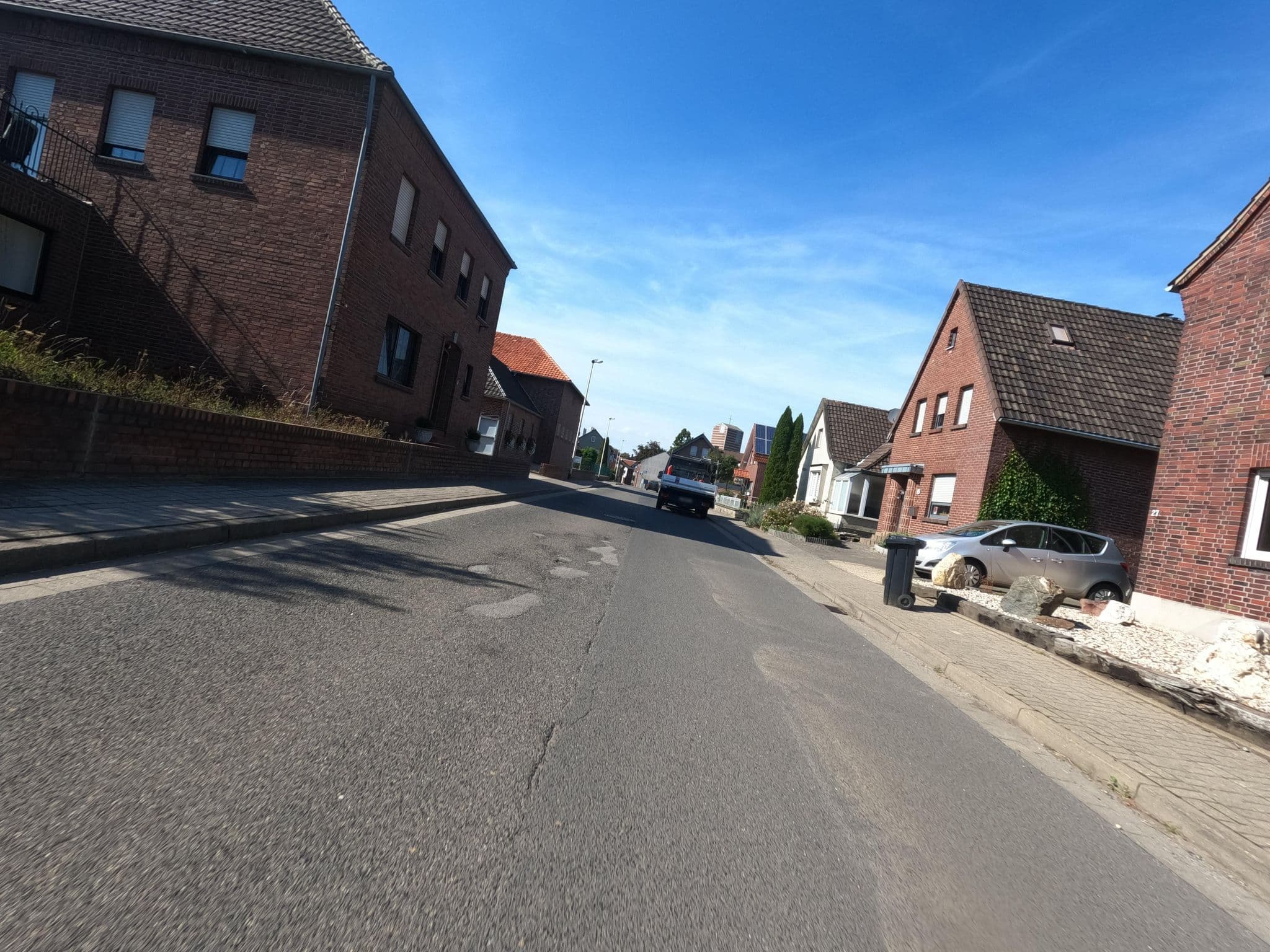 Street view near Ferienwohnungen Hoetz, Linnich — © hektor1989 (CC BY-SA · Mapillary)