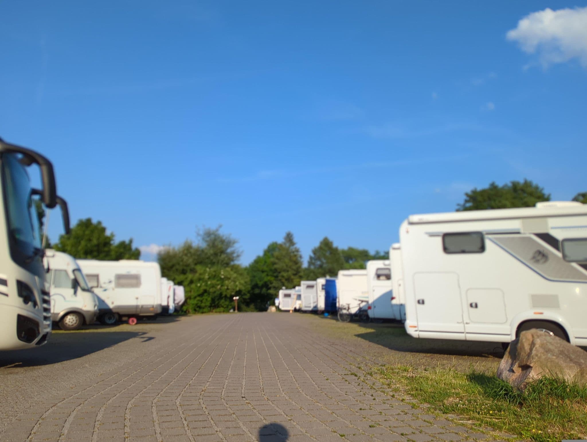 Street view near Sülzwiesen, Lüneburg — © hotteliene (CC BY-SA · Mapillary)