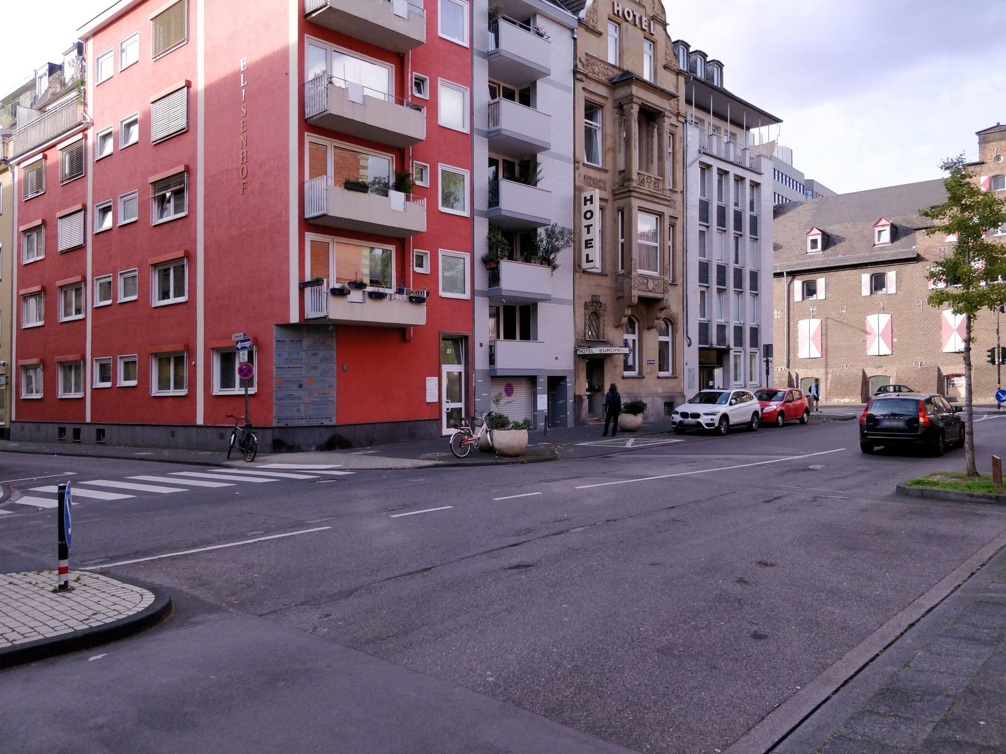 Street view near Hotel Europäischer Hof, Altstadt Nord — © raymond (CC BY-SA · Mapillary)