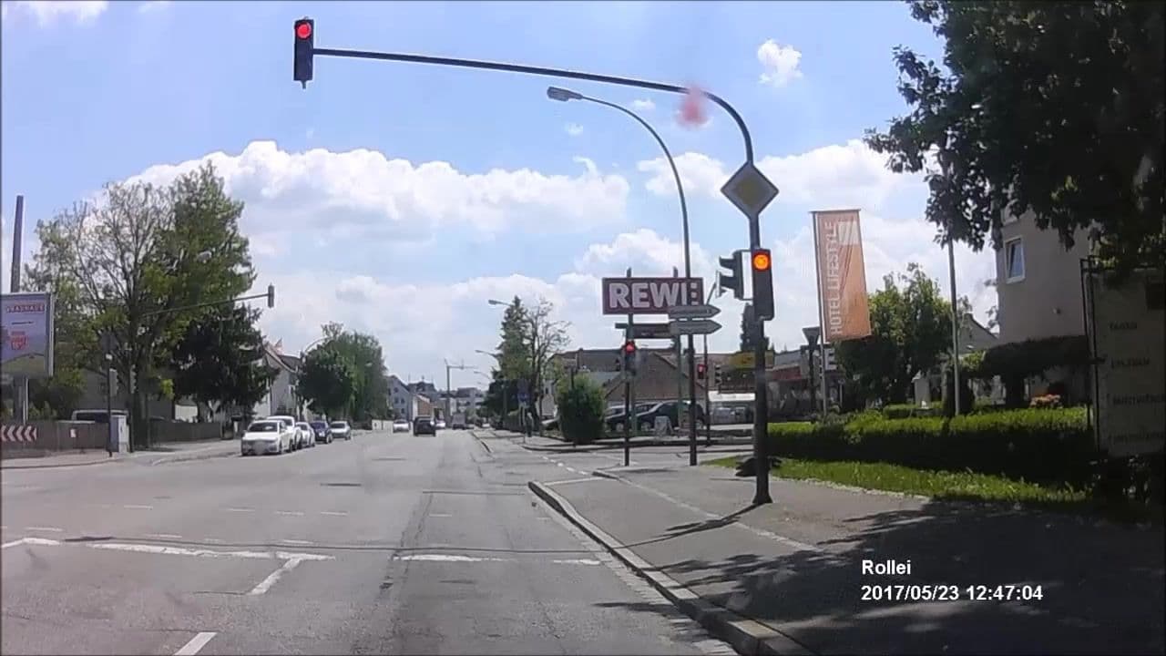 Street view near Hotel Lifestyle, Landshut — © sennewald63 (CC BY-SA · Mapillary)