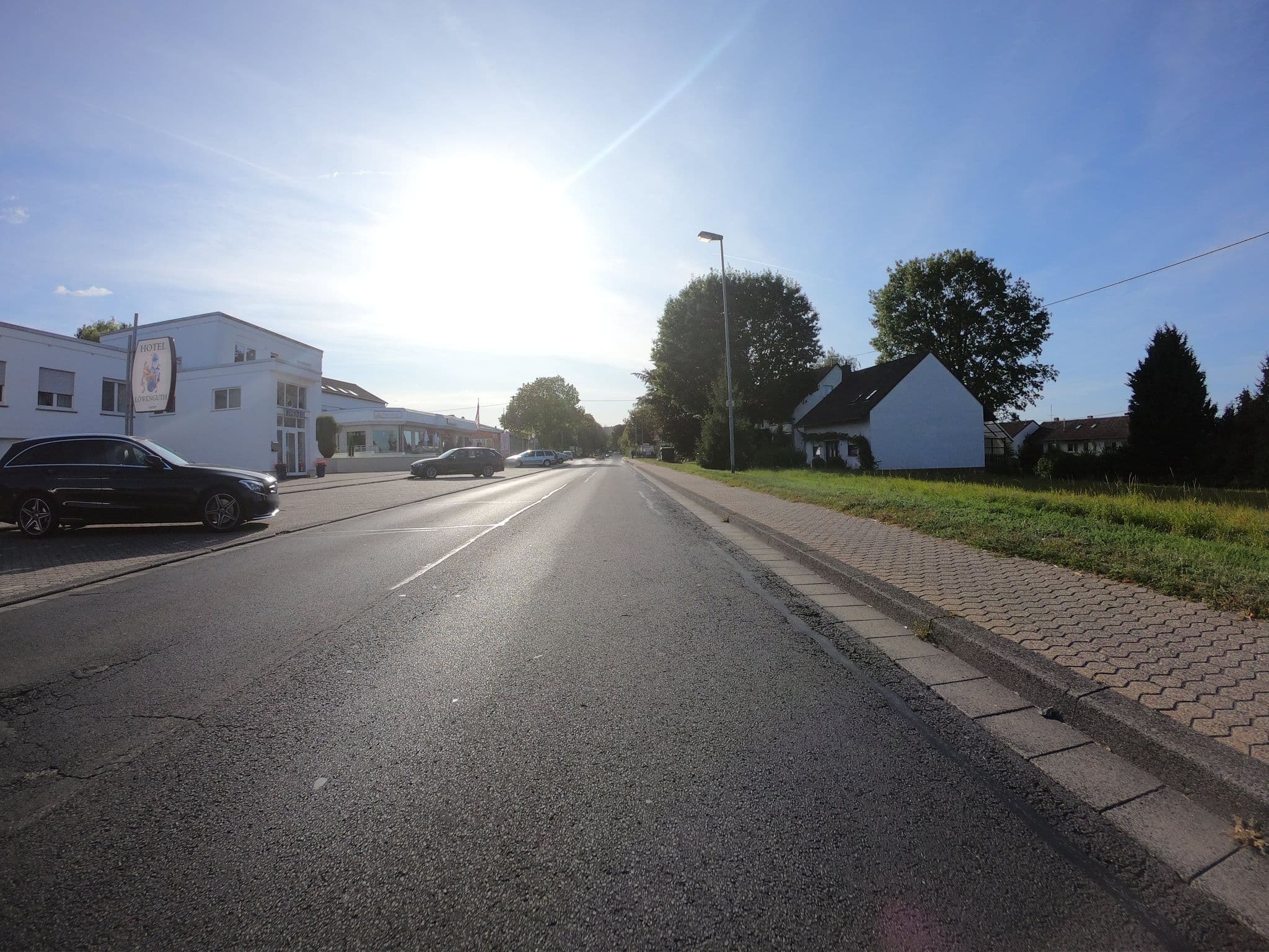Street view near Hotel Löwenguth, Montabaur — © wizonede (CC BY-SA · Mapillary)