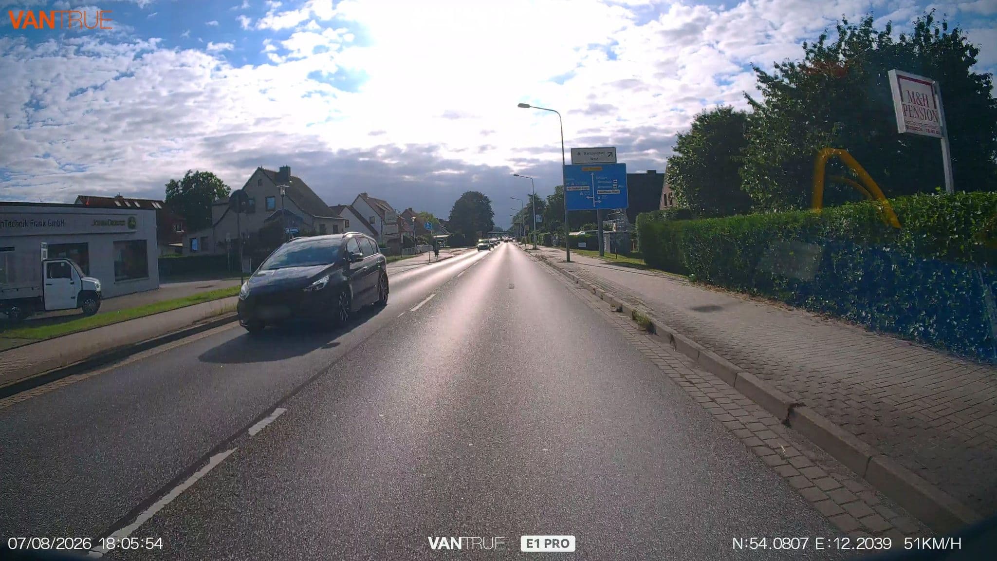 Street view near M&H Pension, Roggentin — © LordOslo (CC BY-SA · Mapillary)