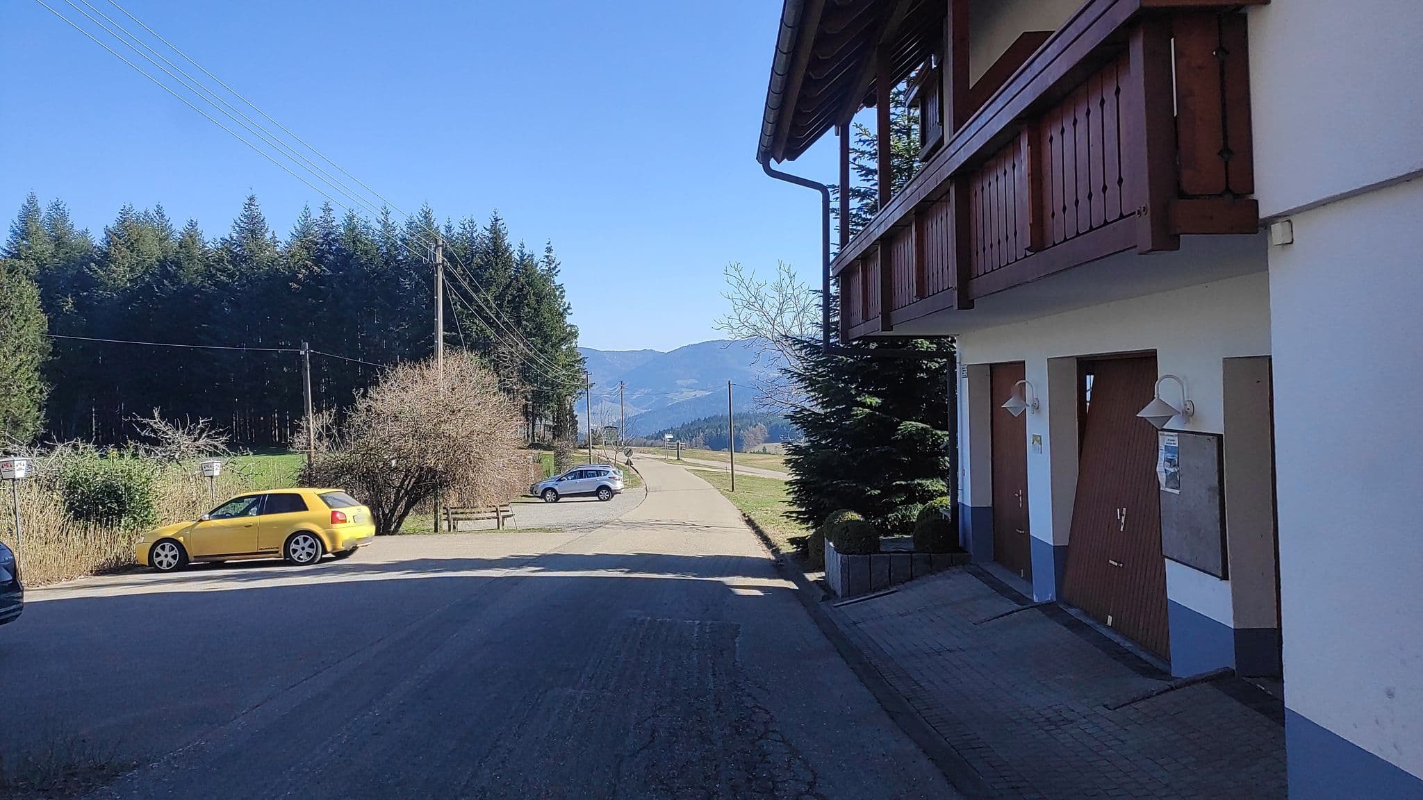 Street view near Zum Bäreneckle, Elzach — © qungo (CC BY-SA · Mapillary)