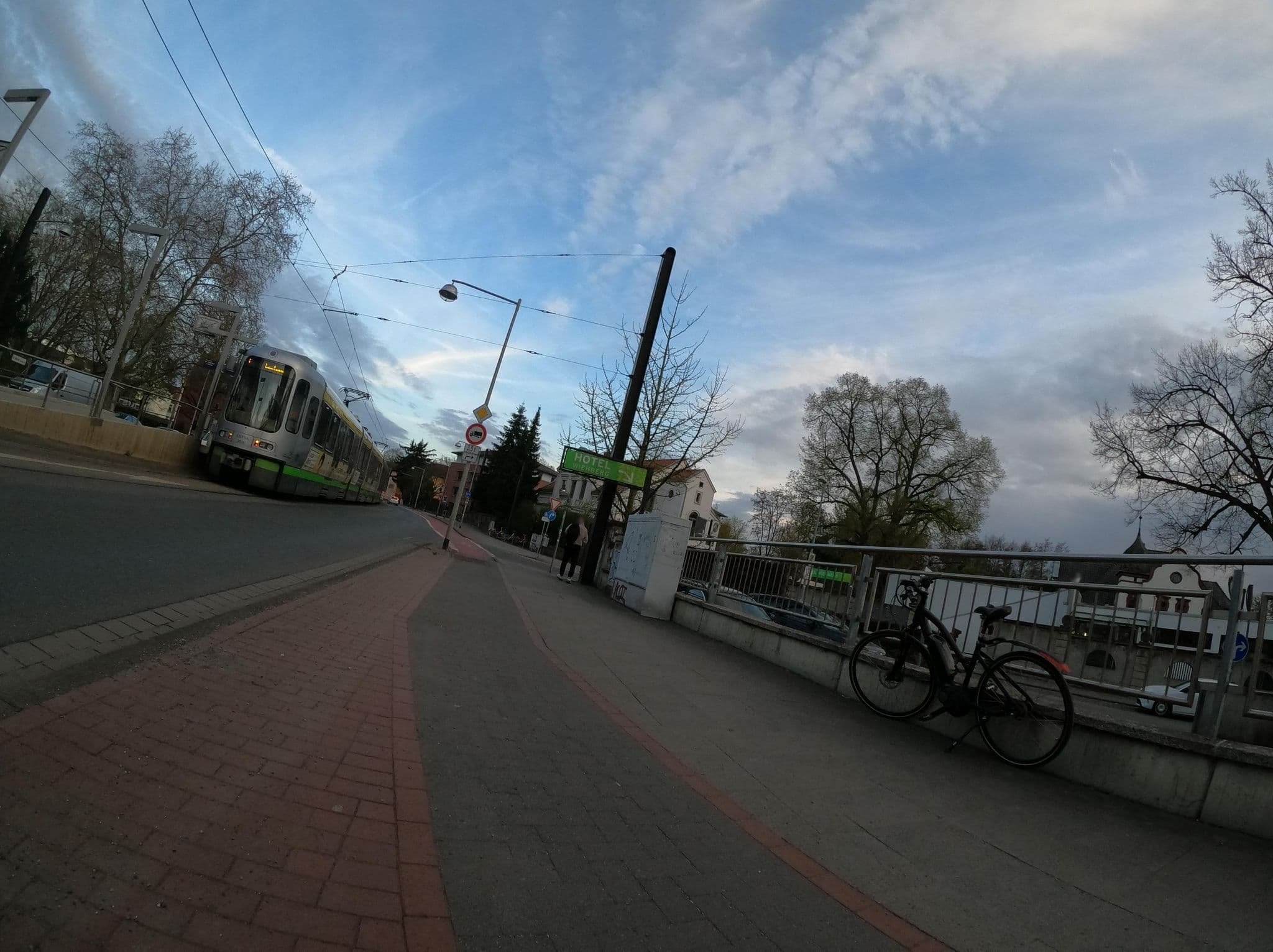 Street view near Hotel Wiehberg, Wülfel — © Langfahrer (CC BY-SA · Mapillary)