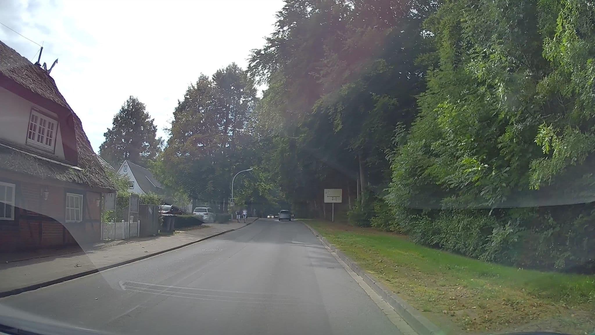 Street view near Das Ostseehotel, Blekendorf — © hendel (CC BY-SA · Mapillary)