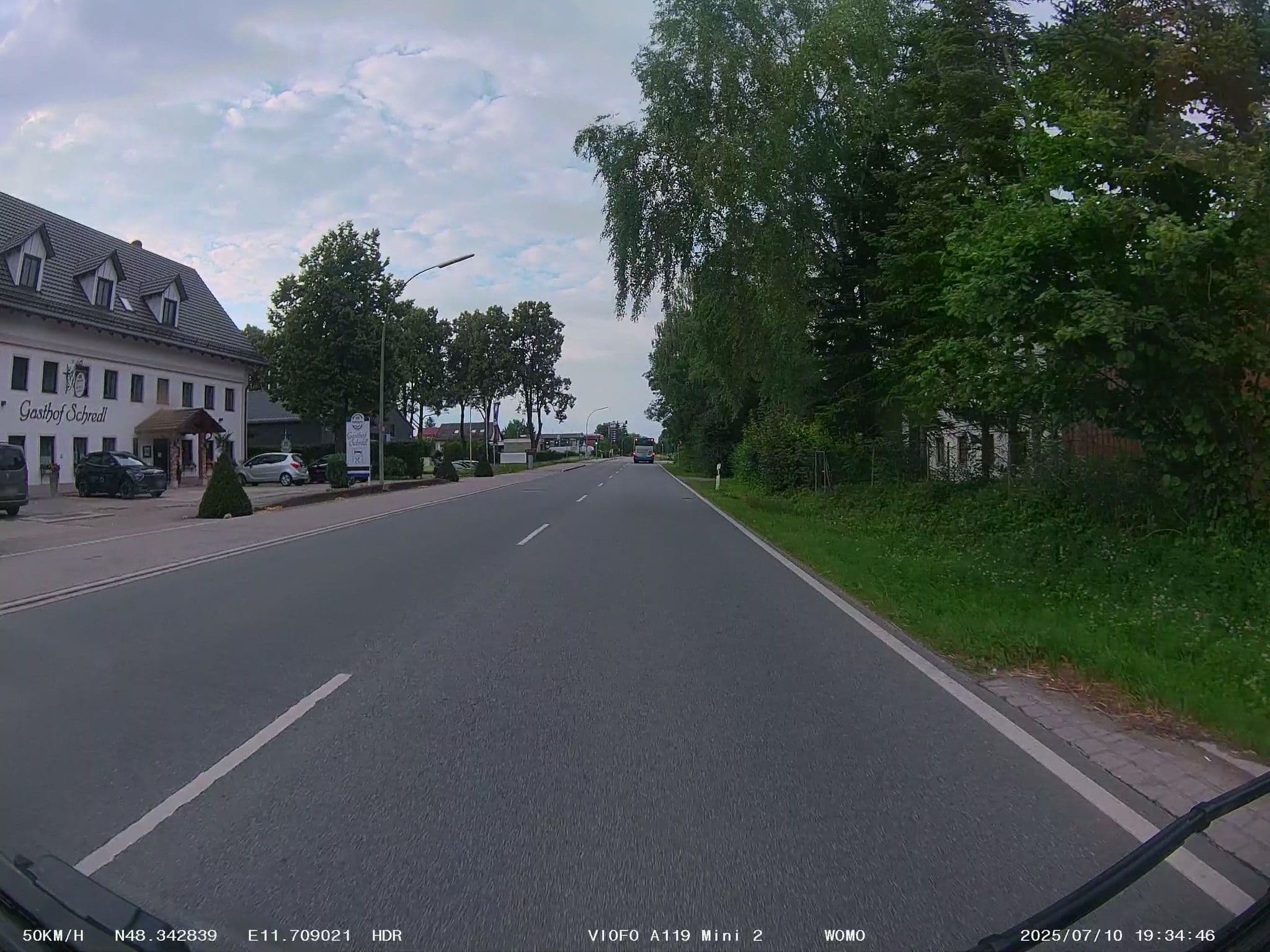 Street view near Gasthof Schredl, Hallbergmoos — © soulcover (CC BY-SA · Mapillary)