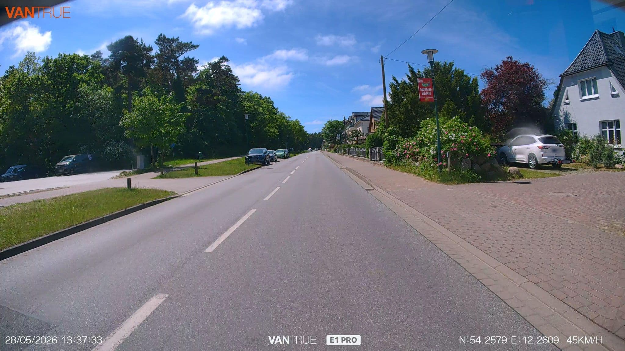 Street view near Ferienhaus Anna und Piet, Seeheilbad Graal-Müritz — © LordOslo (CC BY-SA · Mapillary)