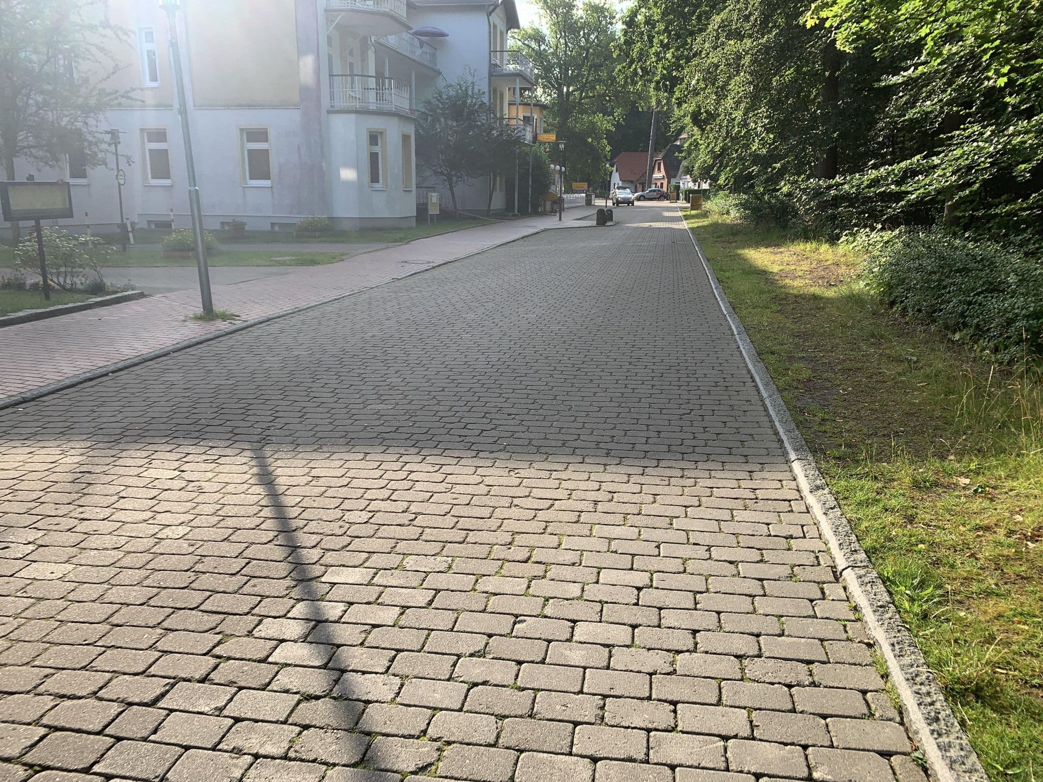 Street view near Hotel Störtebeker, Seeheilbad Graal-Müritz — © hasienda (CC BY-SA · Mapillary)