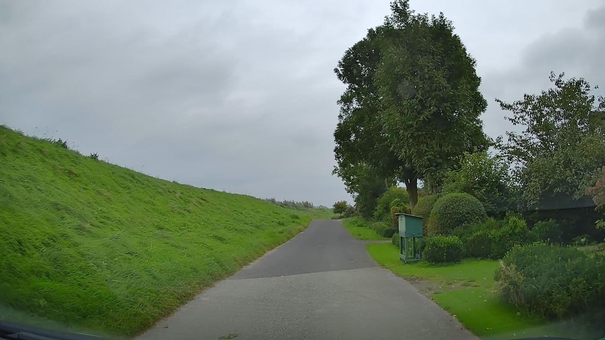 Street view near Ferienhaus Krummer Deich, Balje — © hendel (CC BY-SA · Mapillary)