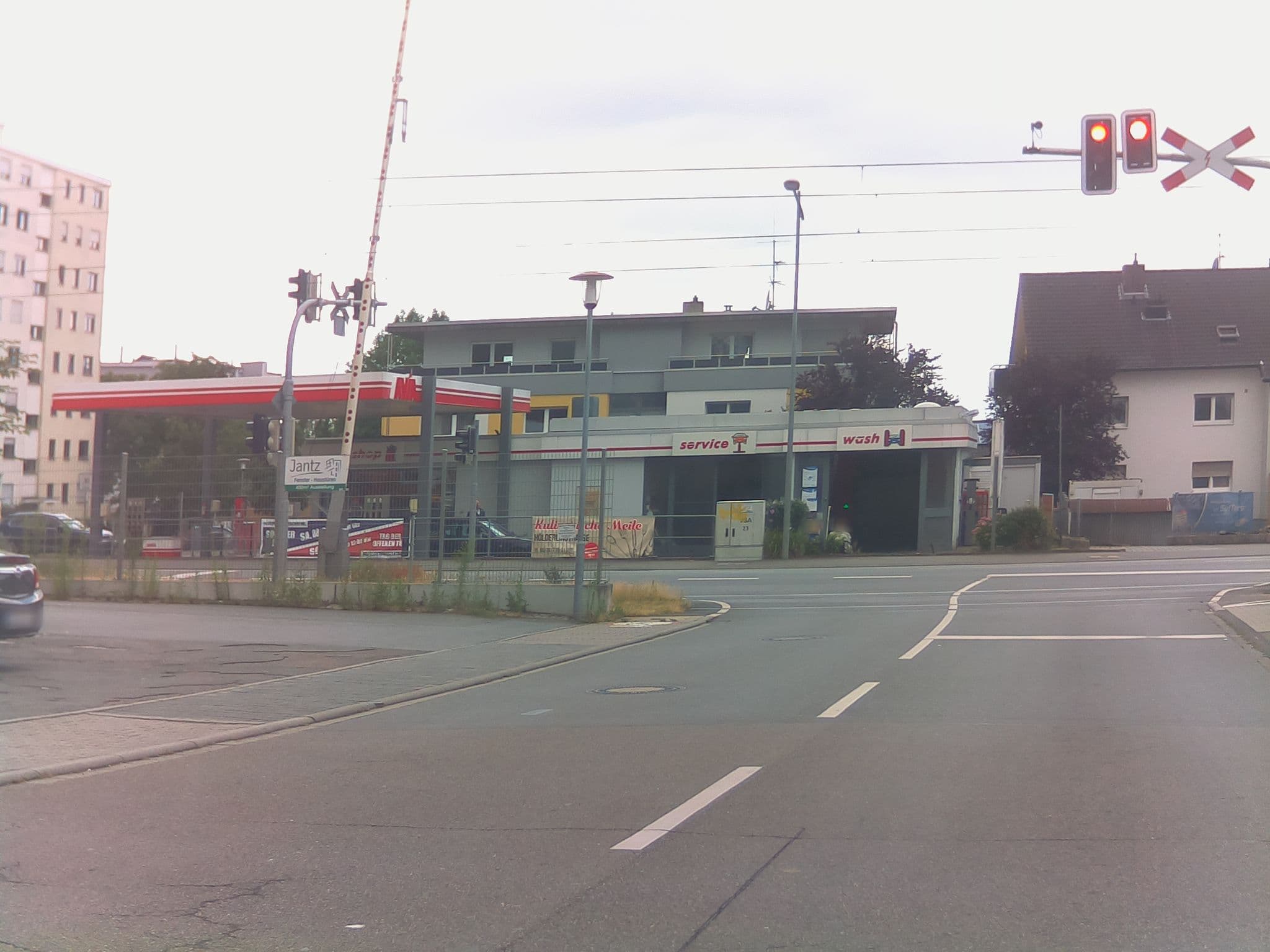 Street view near Hotel Hirschberg, Hirschberg an der Bergstraße — © ramap (CC BY-SA · Mapillary)