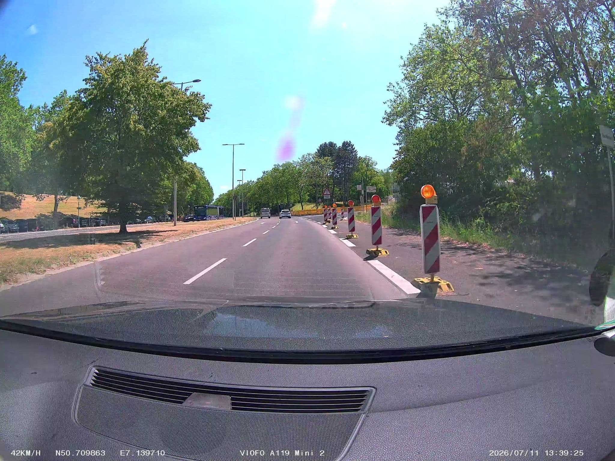 Street view near Rheinaue, Friesdorf — © soulcover (CC BY-SA · Mapillary)