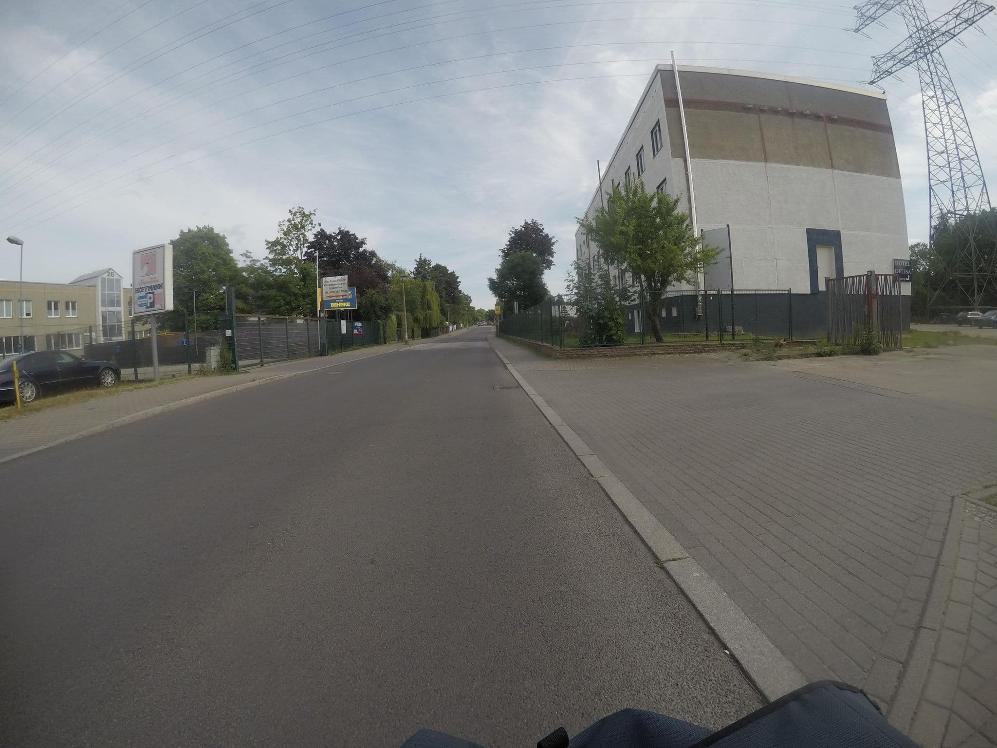 Street view near Hostel Delisa, Kaulsdorf — © mfa (CC BY-SA · Mapillary)