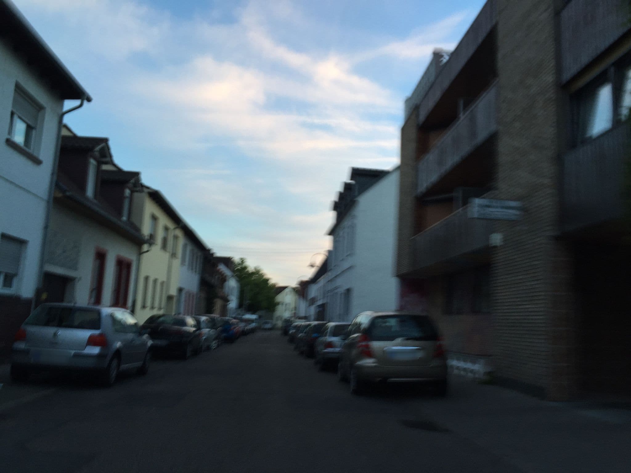 Street view near Central Hotel, Schwetzingen — © karl_popp (CC BY-SA · Mapillary)