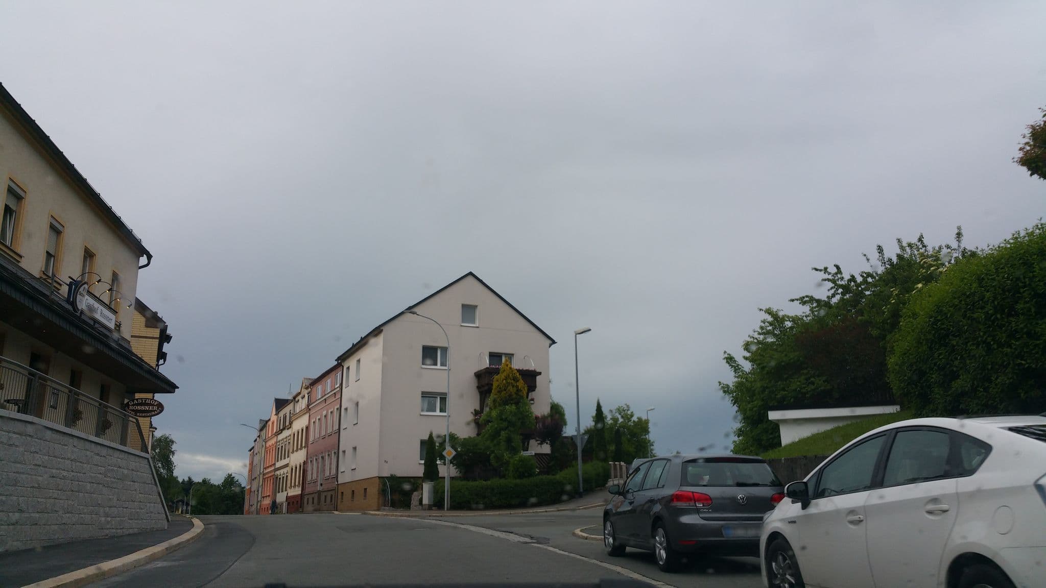 Street view near Gasthof Rossner, Helmbrechts — © b4sti4n (CC BY-SA · Mapillary)