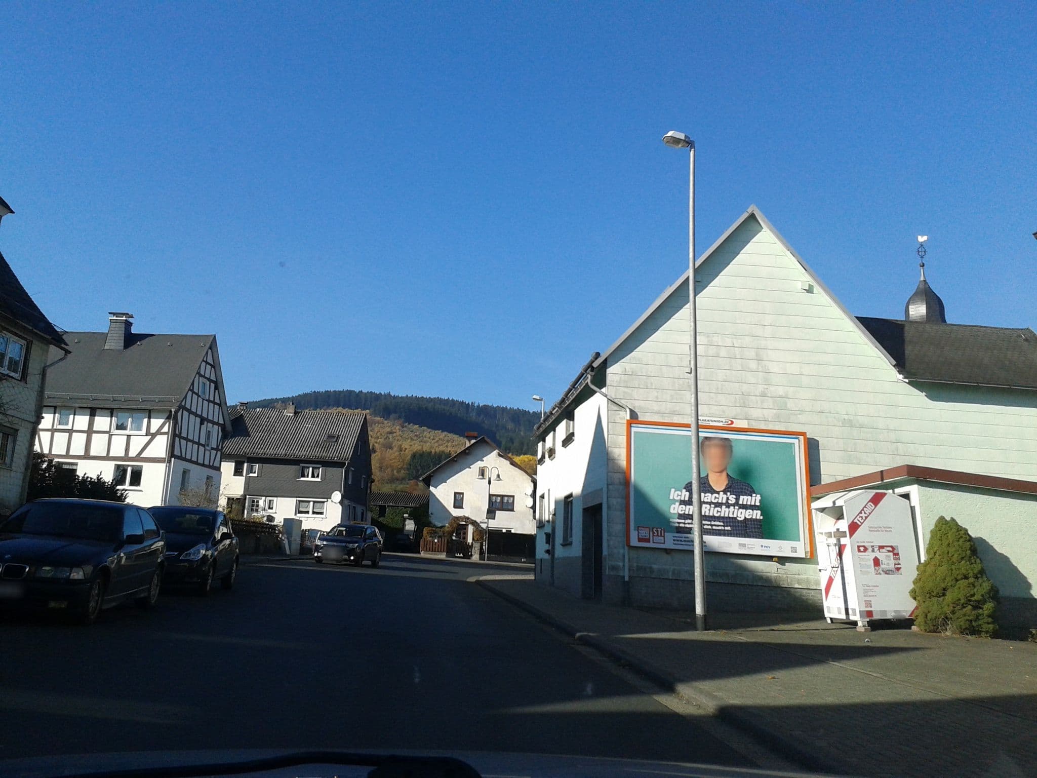 Street view near Mandelner Hof, Breidenbach — © thetornado76 (CC BY-SA · Mapillary)