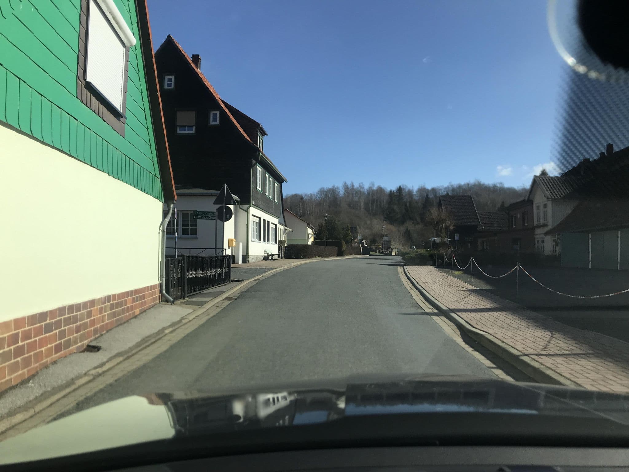Street view near Haus Diana, Hüttenrode — © surveyor99 (CC BY-SA · Mapillary)