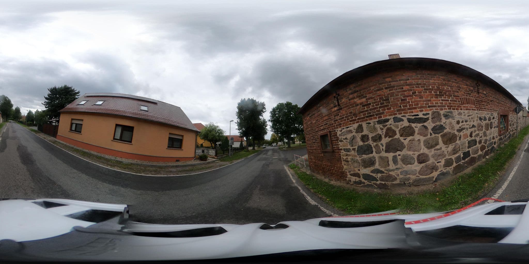 Street view near Pension Gasthof Köhler, Neuzelle — © Oderradler (CC BY-SA · Mapillary)