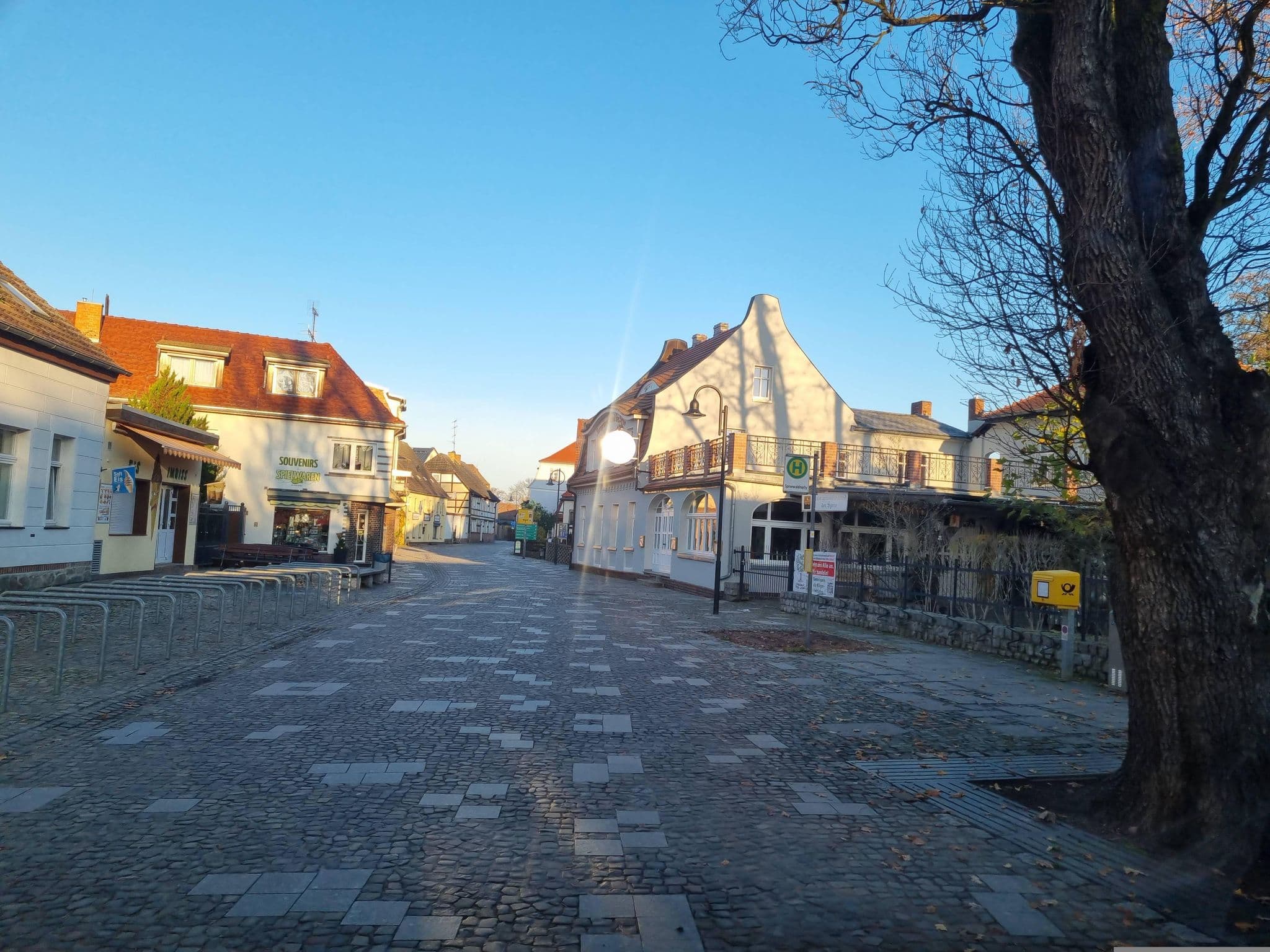 Street view near SPREE.Hotel am Hafen, Lubnjow — © dsmm (CC BY-SA · Mapillary)