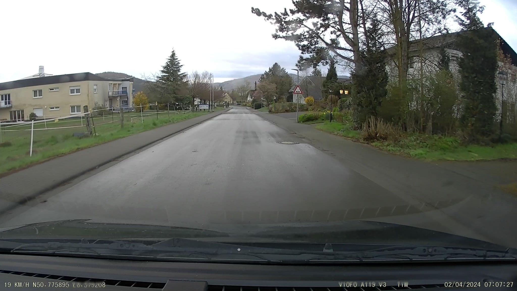 Street view near Hinterländer Schweiz, Gladenbach — © tim3003 (CC BY-SA · Mapillary)
