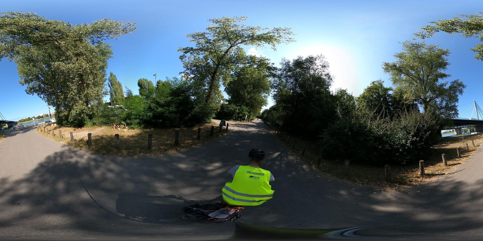 Street view near Wohnmobilstellplatz Yachthafen Maxau, Wörth am Rhein — © RadNETZ (CC BY-SA · Mapillary)