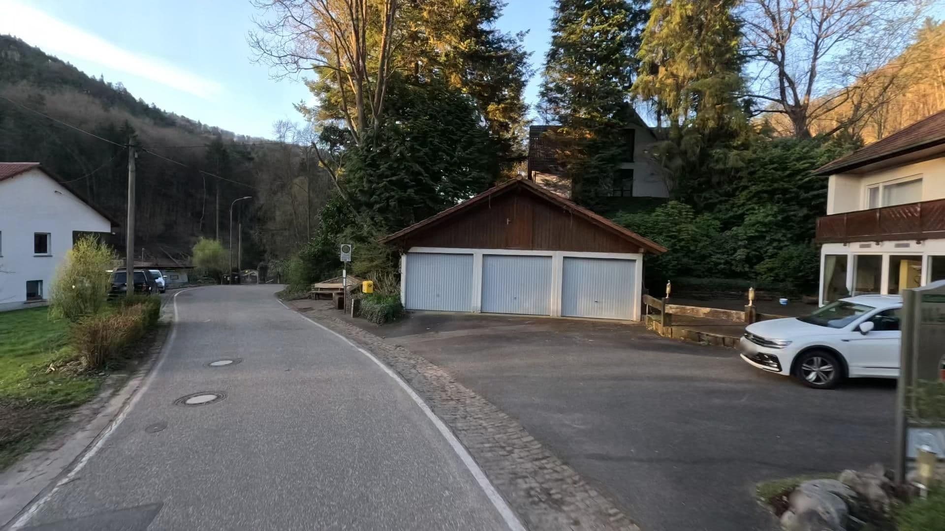 Street view near Waldeslust, Dörrenbach — © bct (CC BY-SA · Mapillary)