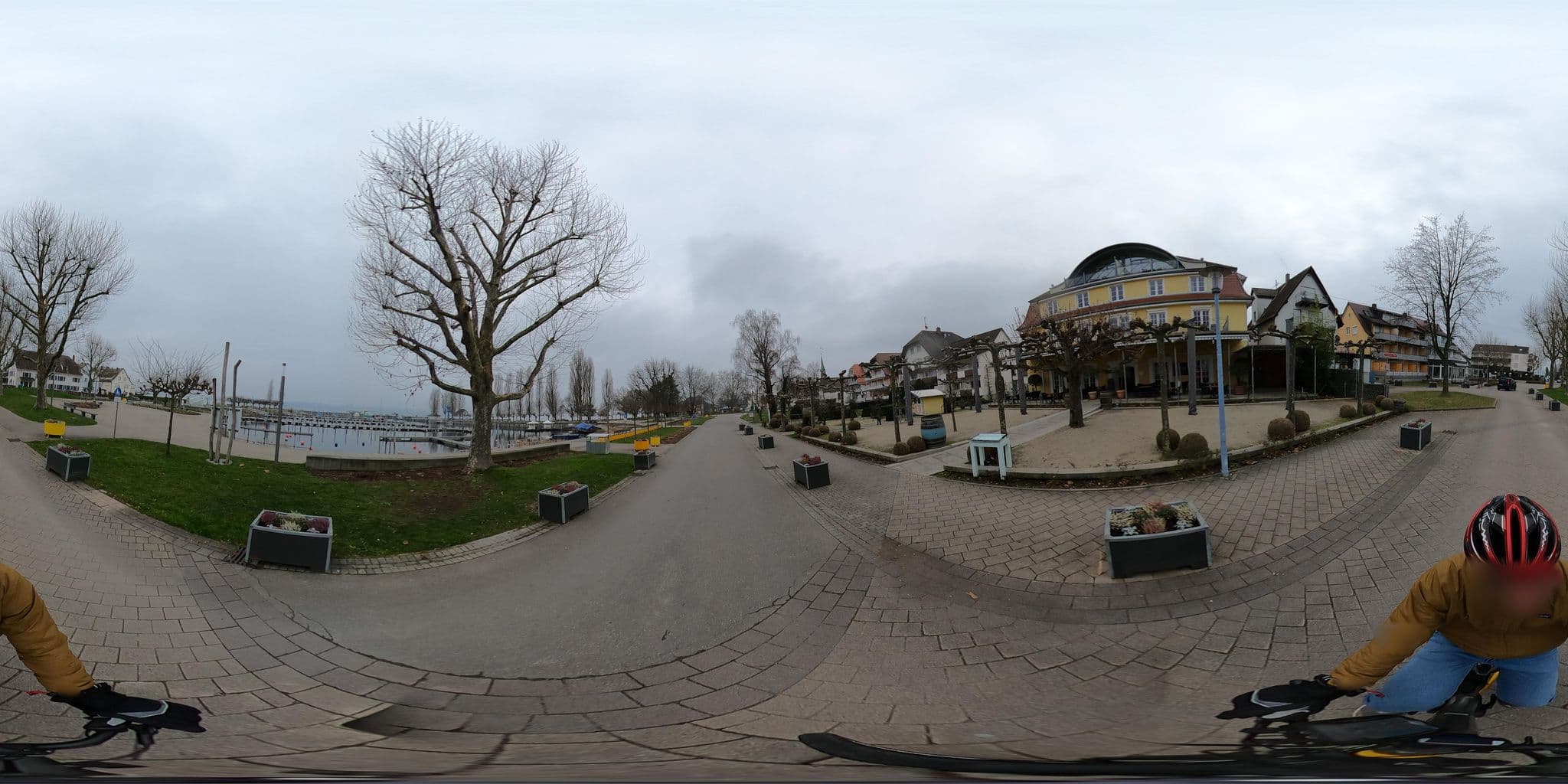 Street view near Hotel & Restaurant Seehof, Uhldingen-Mühlhofen — © RadNETZ (CC BY-SA · Mapillary)