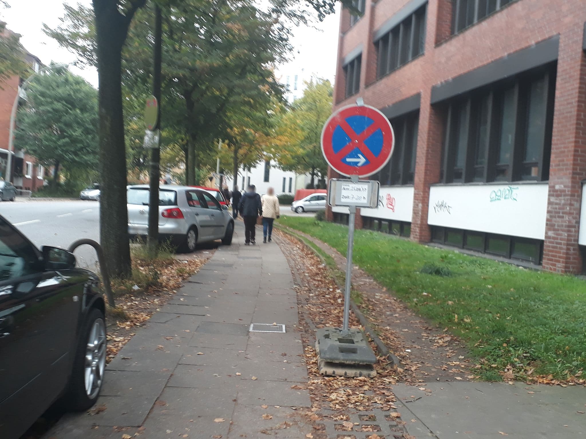 Street view near Hood House, Winterhude — © mapillarymatt (CC BY-SA · Mapillary)