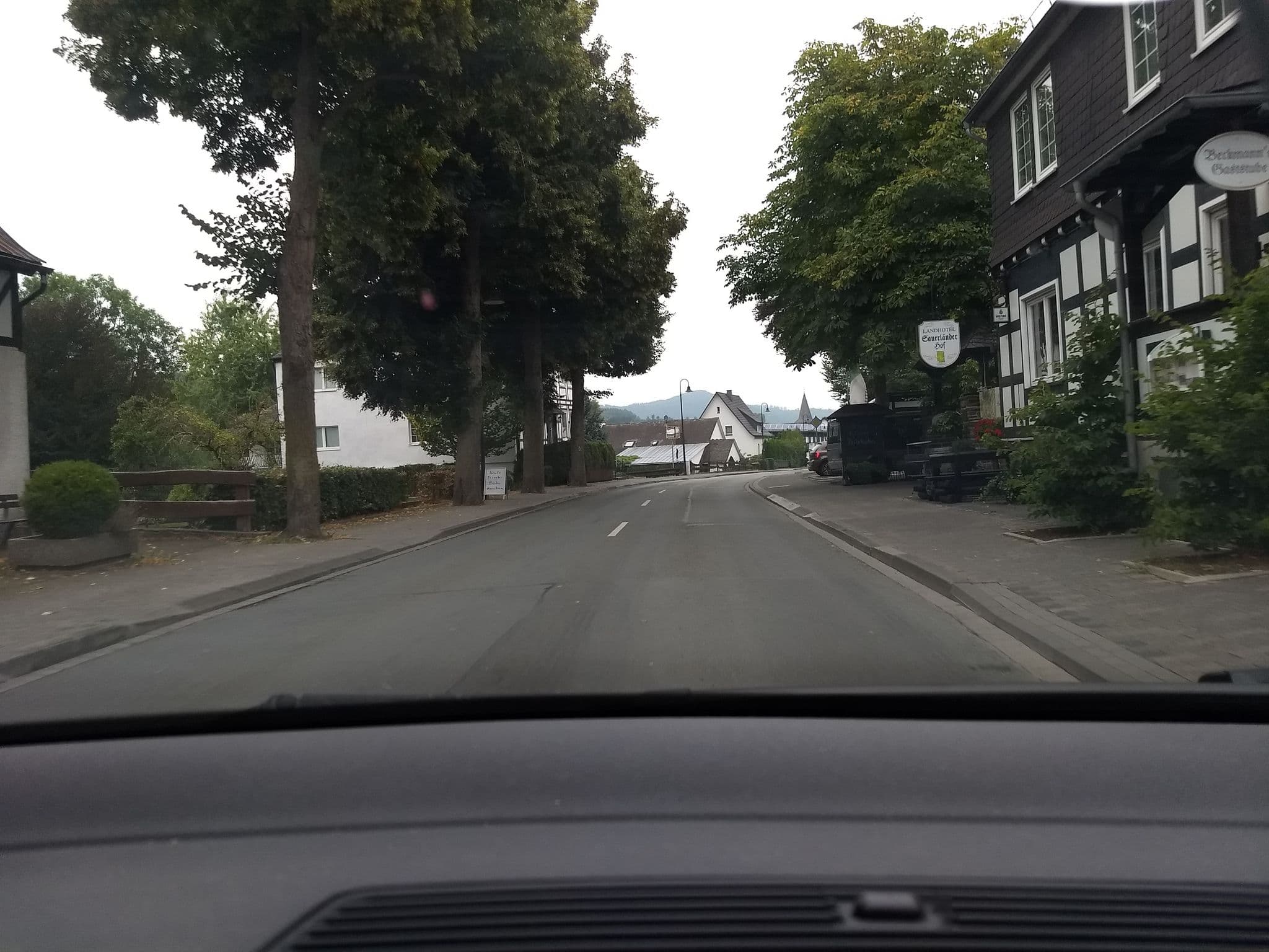 Street view near Sauerländer Hof, Eslohe — © herrtichy (CC BY-SA · Mapillary)