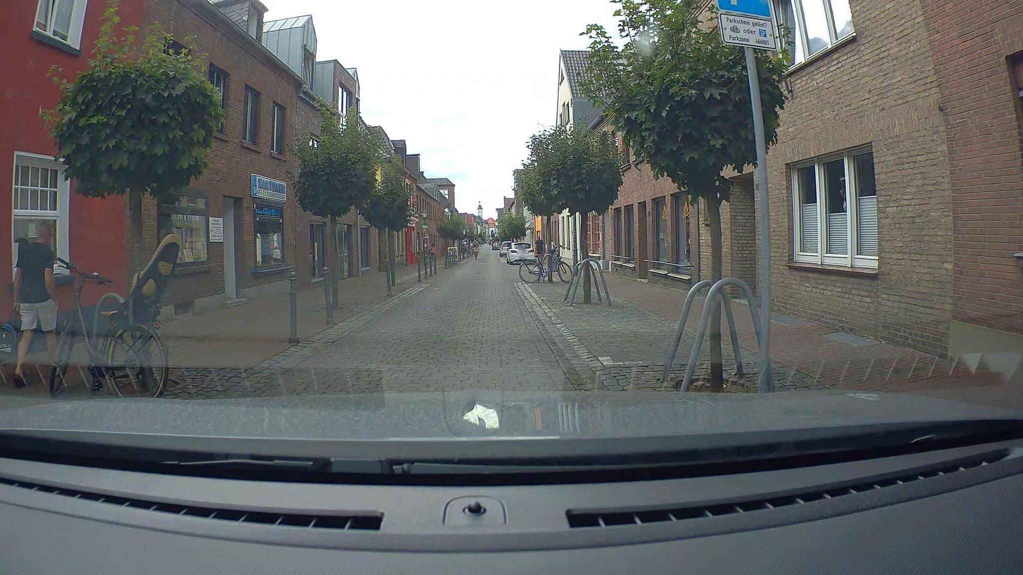Street view near Hotel An de Marspoort, Xanten — © poxonline (CC BY-SA · Mapillary)