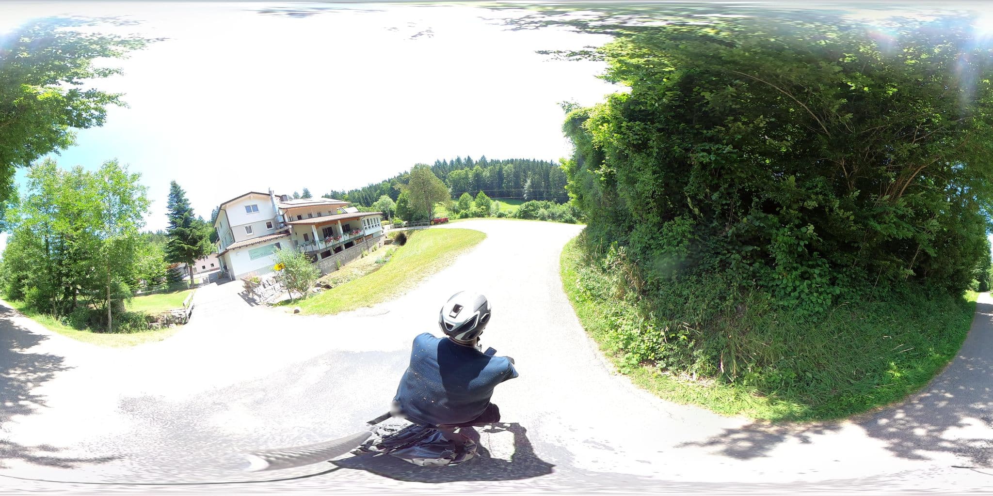 Street view near Grüner Wald, Eschach — © Planungsgesellschaft_RV-K (CC BY-SA · Mapillary)