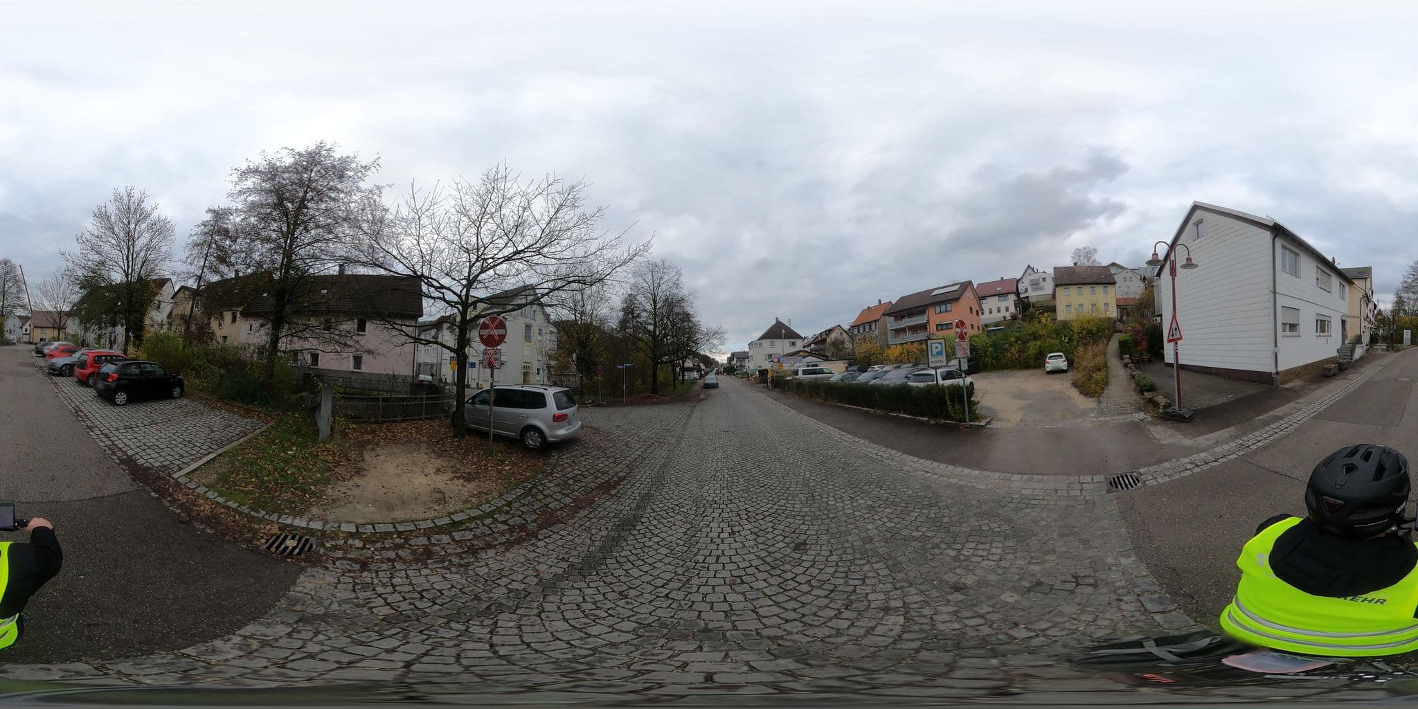 Street view near Das Goldene Lamm (Landhaus), Aalen — © RadNETZ (CC BY-SA · Mapillary)