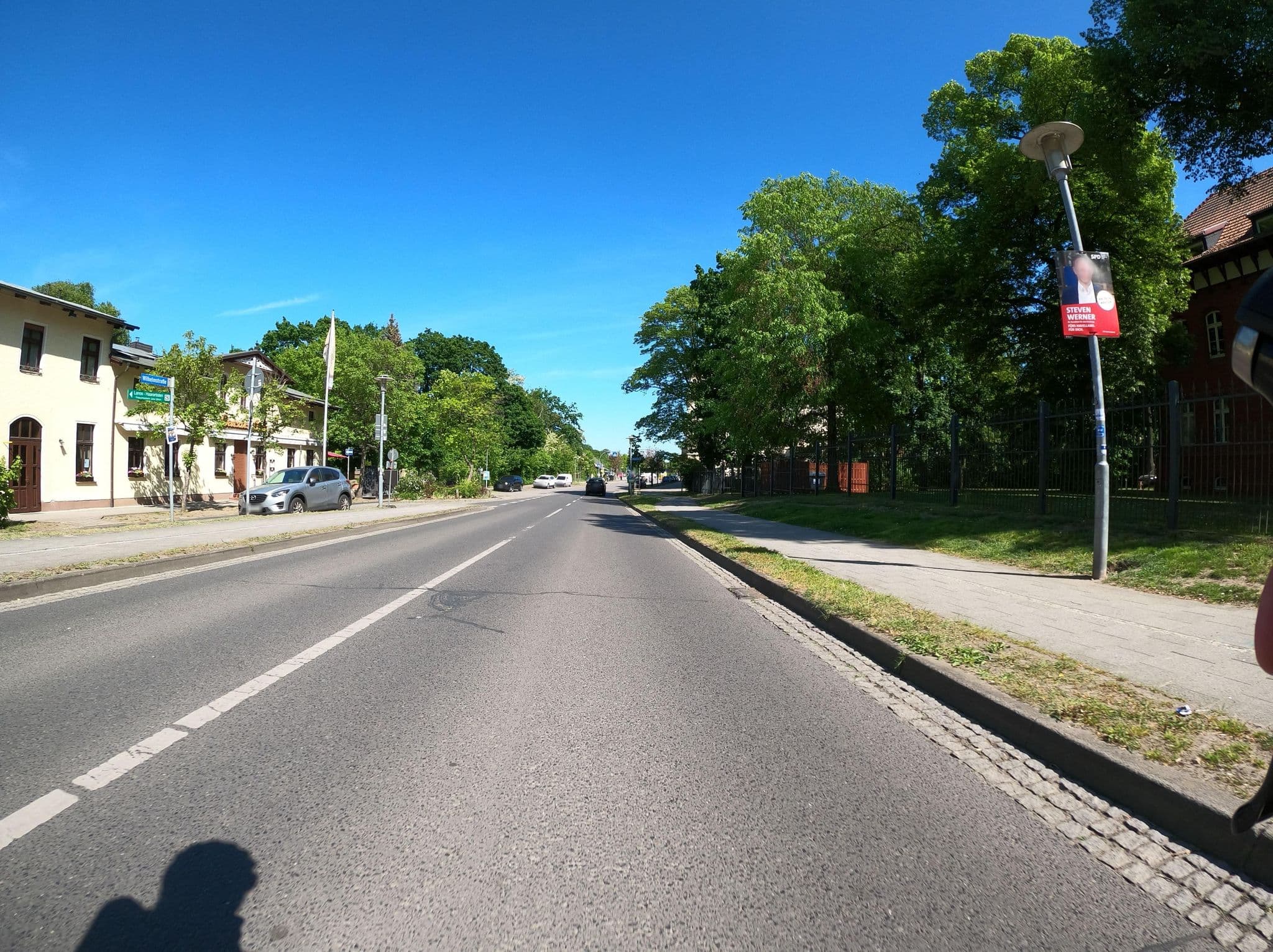Street view near Deutsches Haus, Dallgow-Döberitz — © Langfahrer (CC BY-SA · Mapillary)