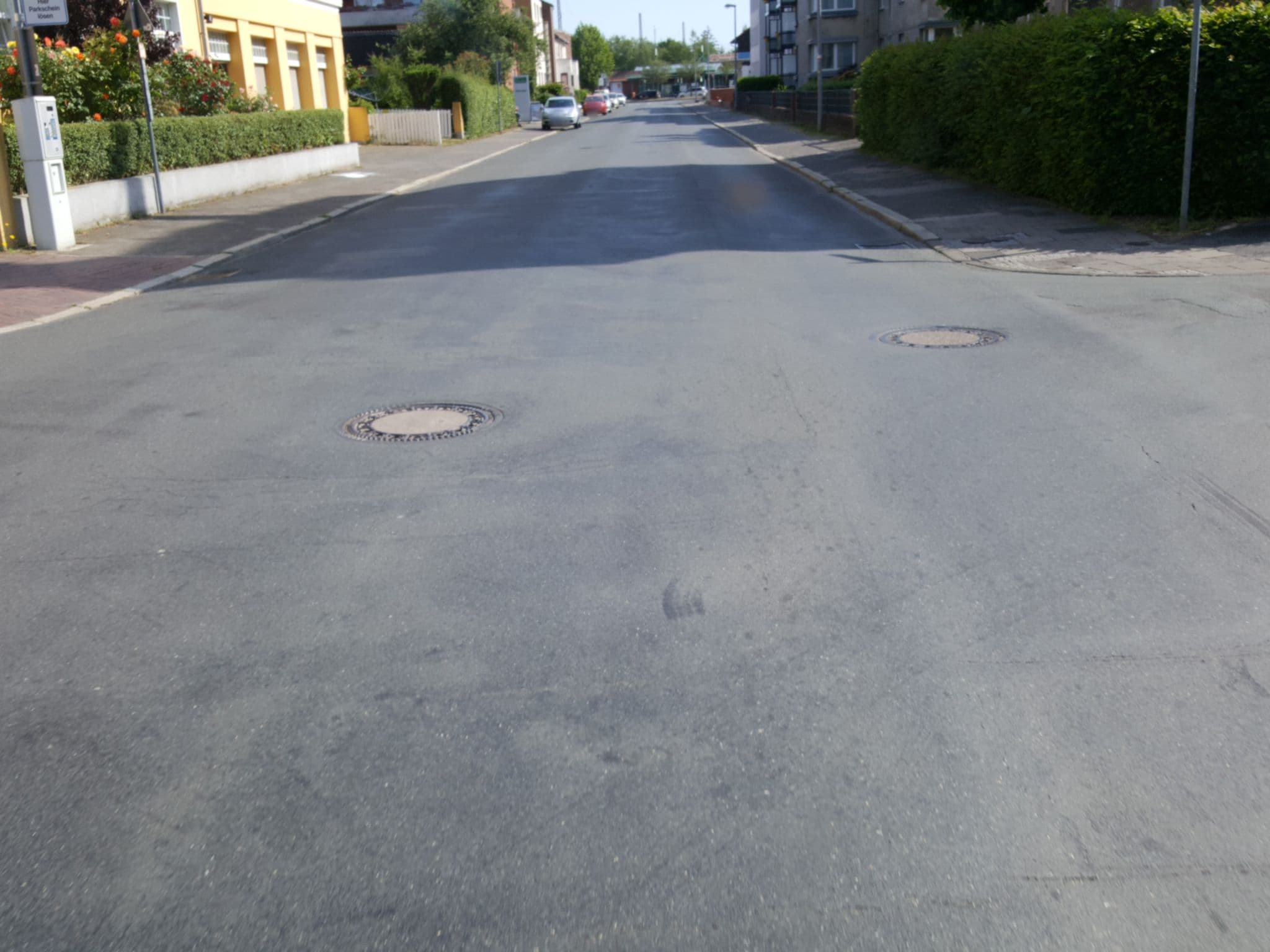 Street view near Hotel zur Sonne, Nienburg — © berndgehle1 (CC BY-SA · Mapillary)