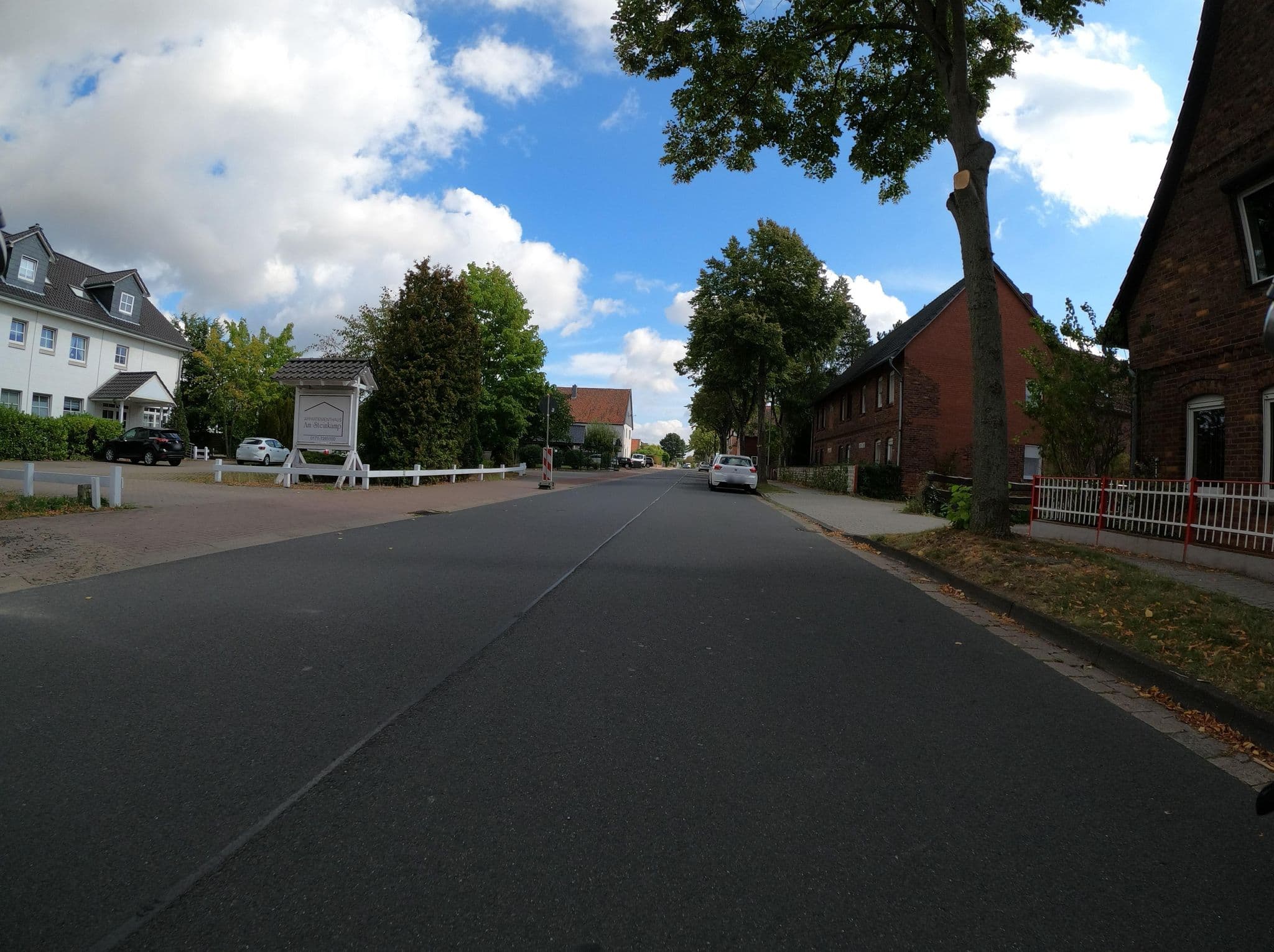 Street view near Am Steinkamp Apartmenthaus, Peine — © Langfahrer (CC BY-SA · Mapillary)