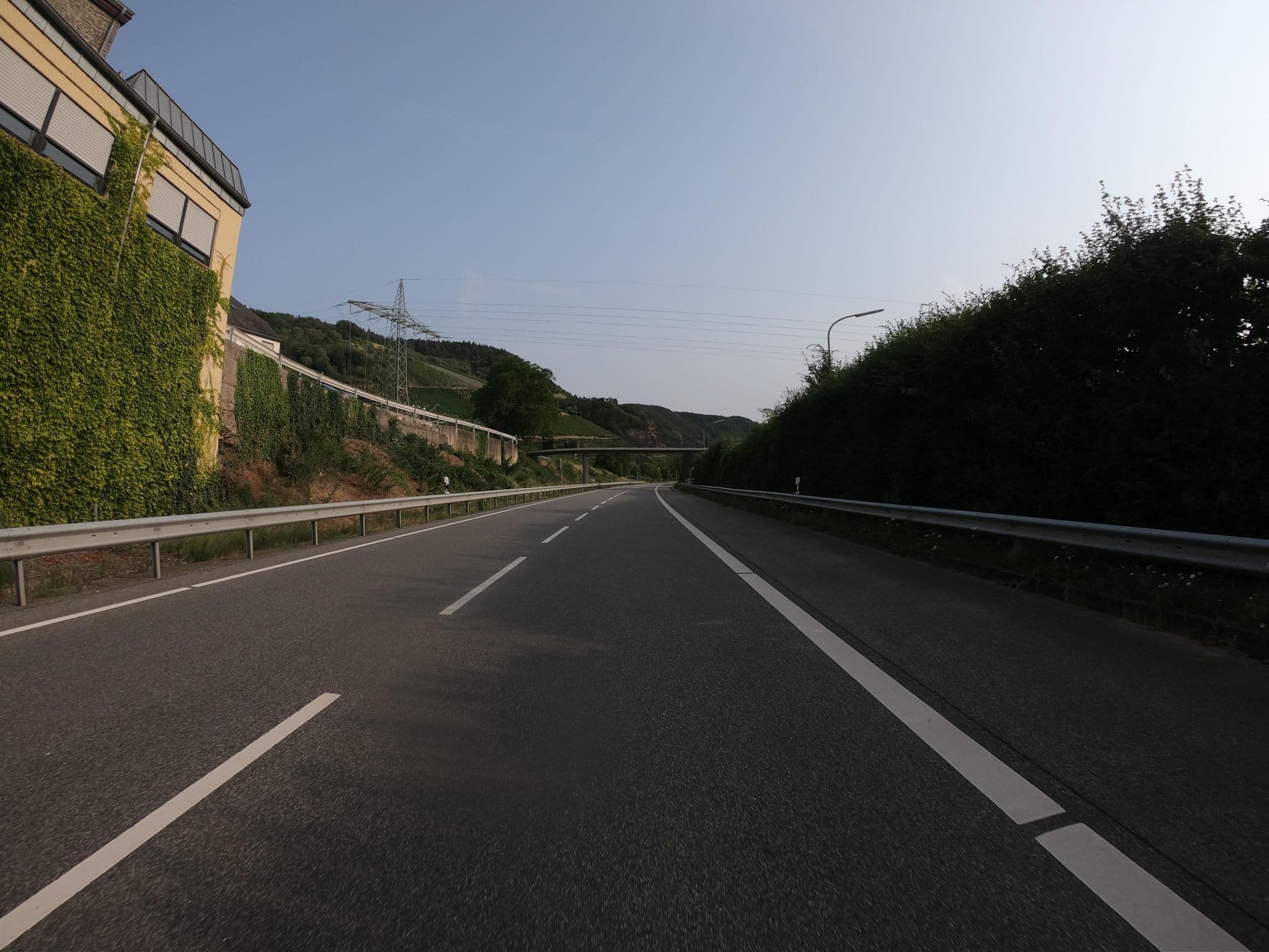 Street view near Weingutshotel St. Michael, Piesport — © joostjakob (CC BY-SA · Mapillary)