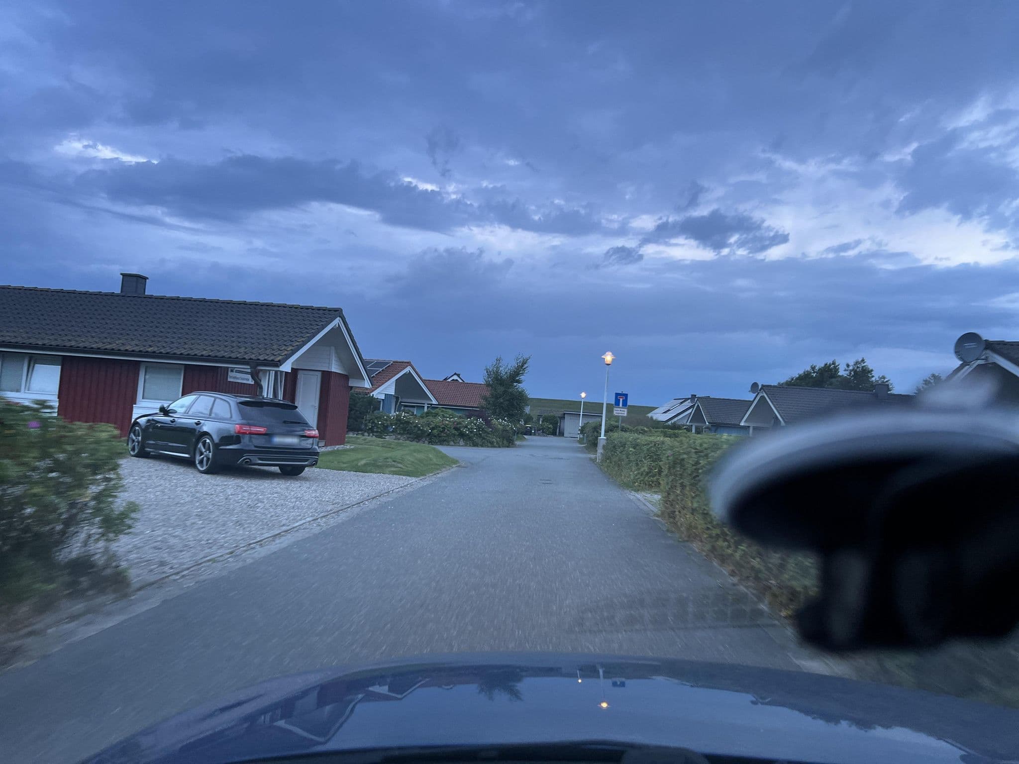 Street view near Seabreeze, Wesselburen — © robffm (CC BY-SA · Mapillary)