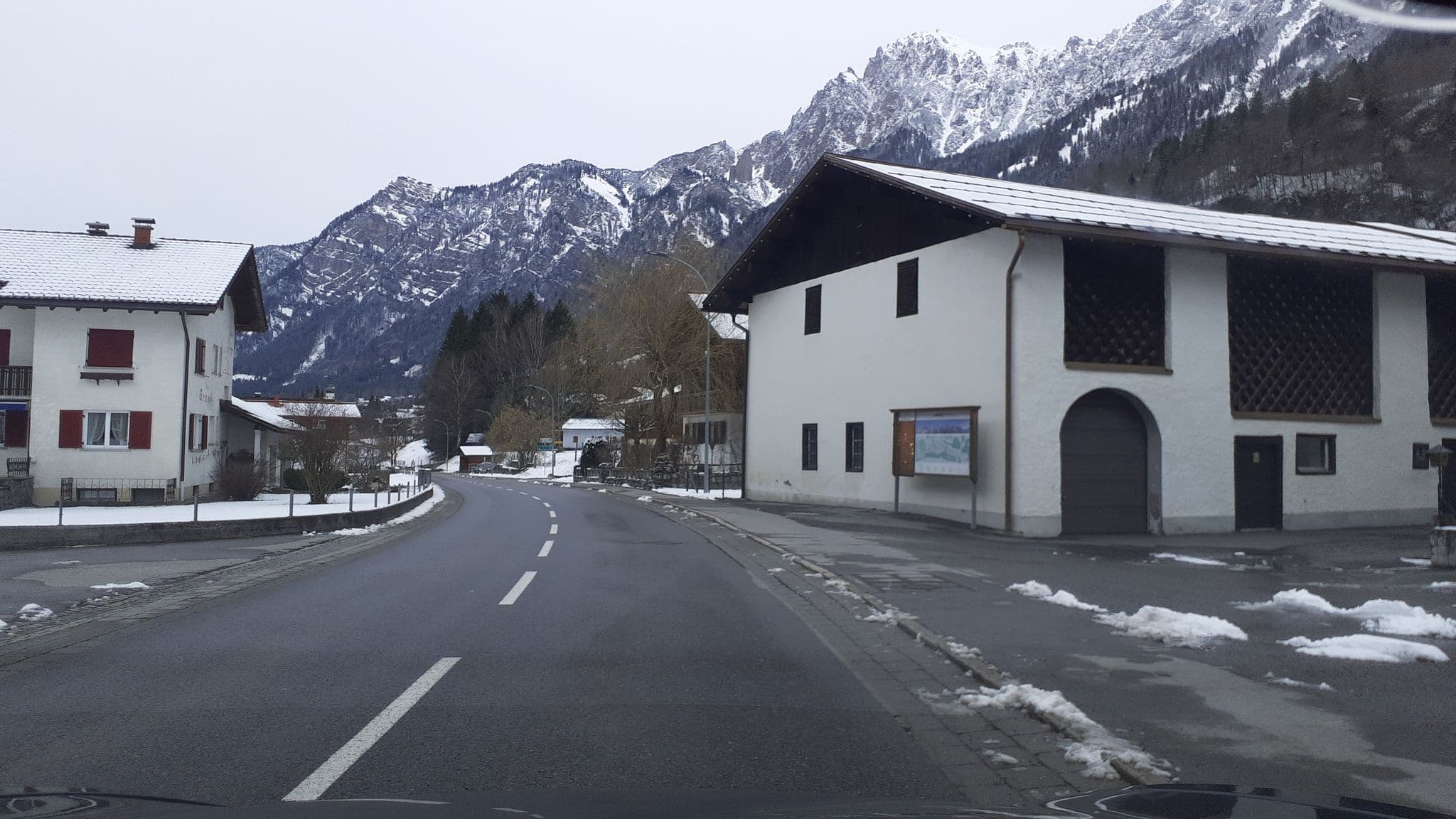 Street view near Landhaus Walch, Ausserbraz — © brokuli86 (CC BY-SA · Mapillary)