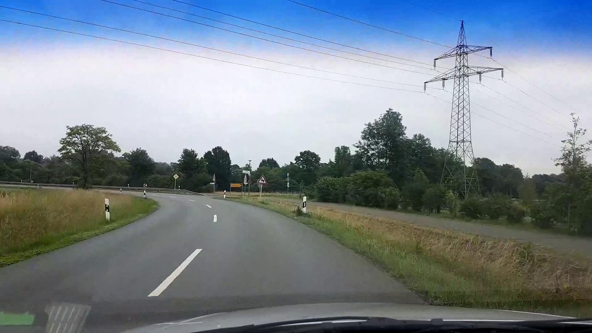Street view near Wohnmobilstellplatz Am Schwimmbad, Mainleus — © r66 (CC BY-SA · Mapillary)