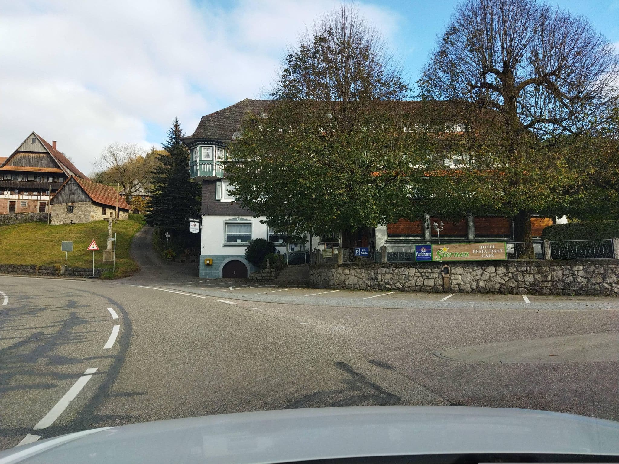 Street view near Gasthaus Kreuz, Kappelrodeck — © changchun1 (CC BY-SA · Mapillary)