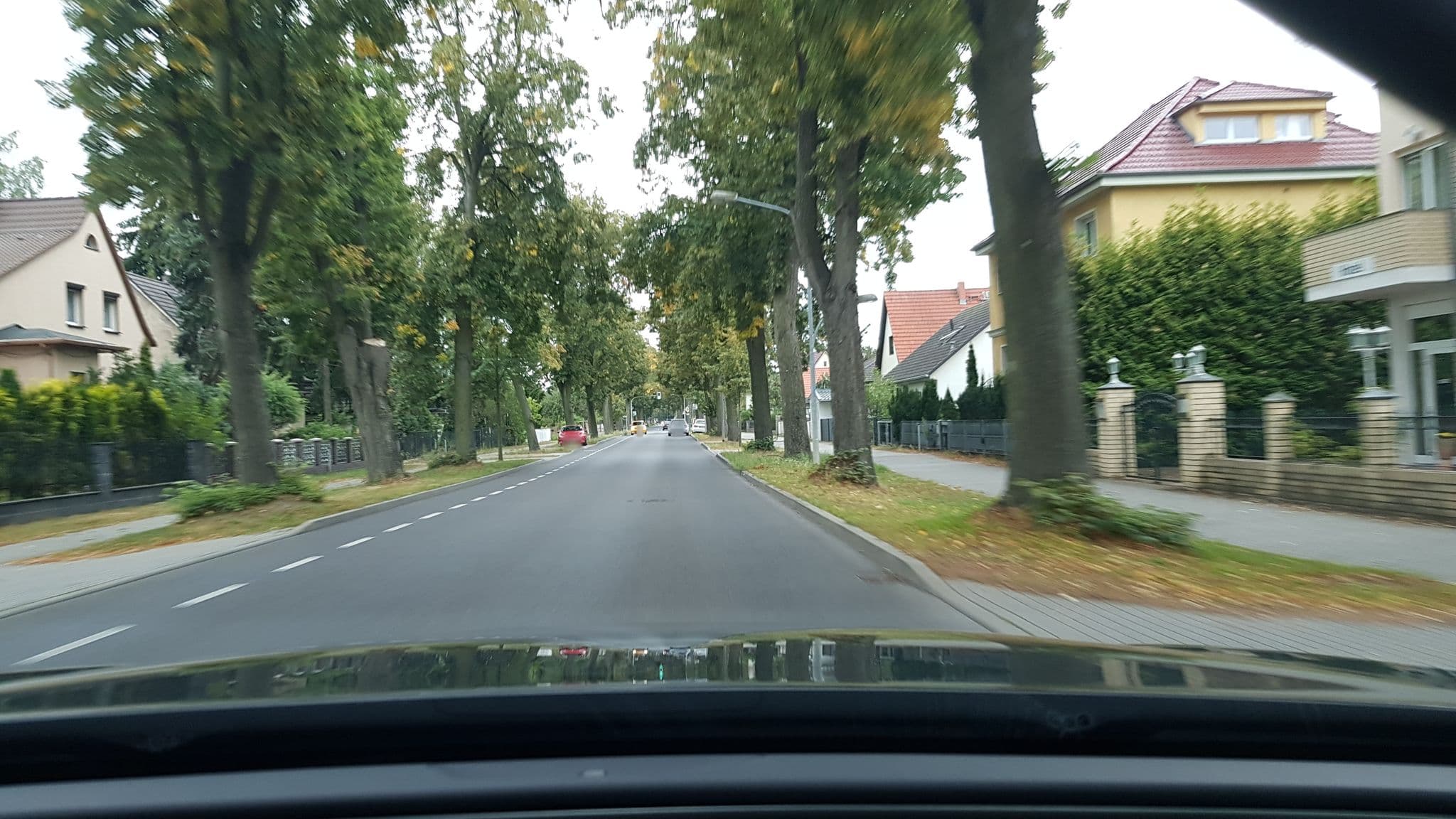 Street view near Schlösschen, Dallgow-Döberitz — © atpl_pilot (CC BY-SA · Mapillary)